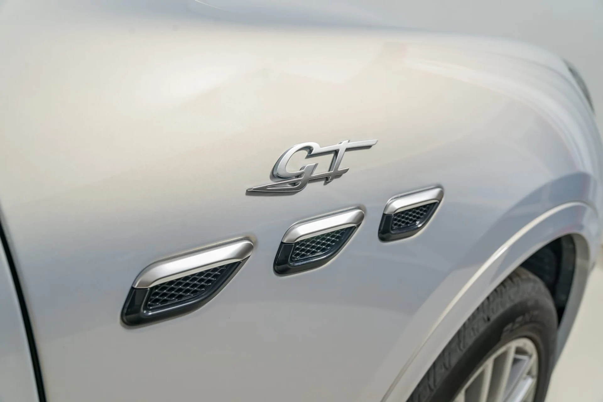 mph031_2283972004_b6a8a5be750c486bbeecfc2caf7dc411_26d64c100b