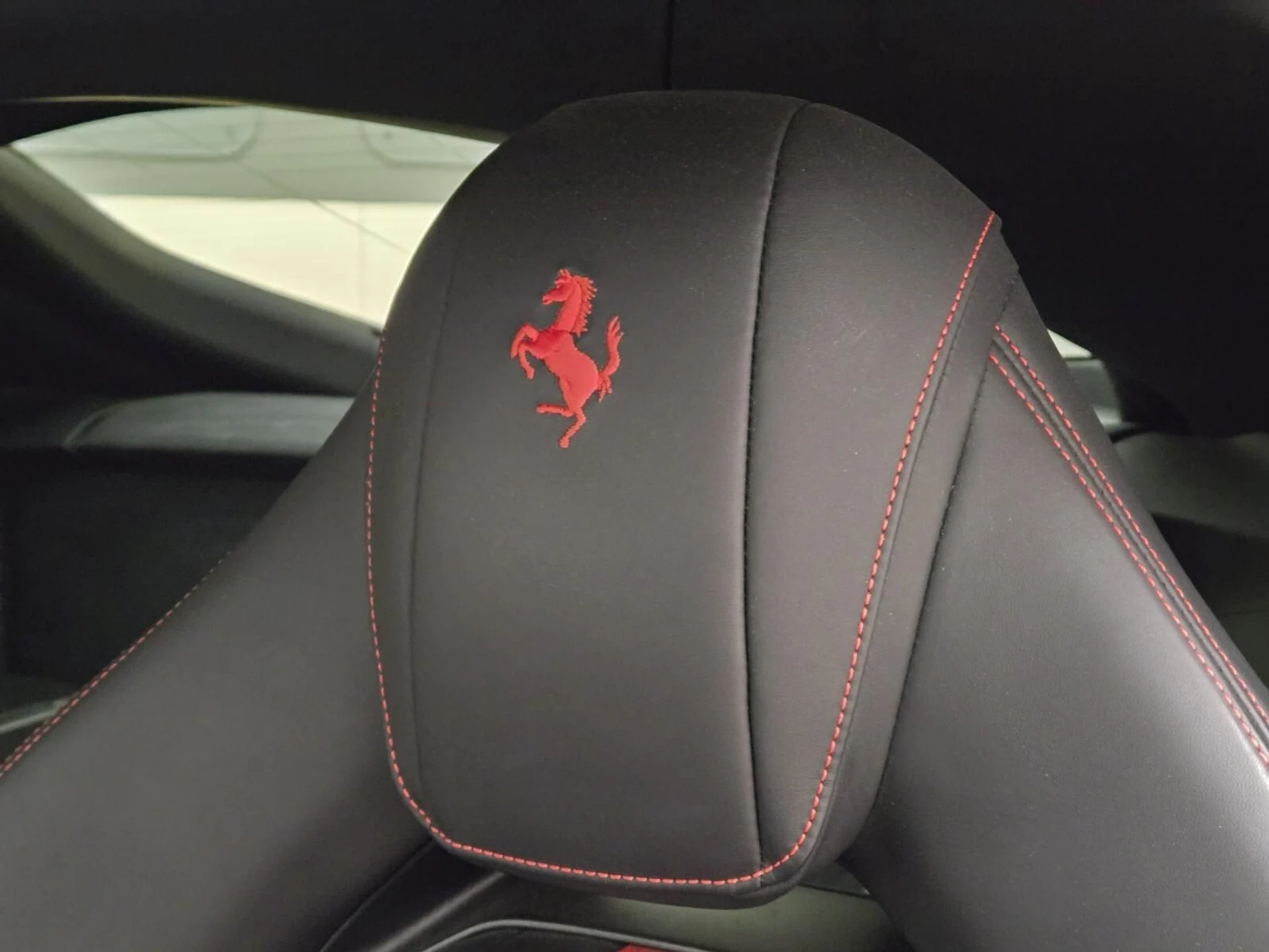 mph031_2287259145_Used_2020_Ferrari_812_Superfast_1765003244_1fab99f520