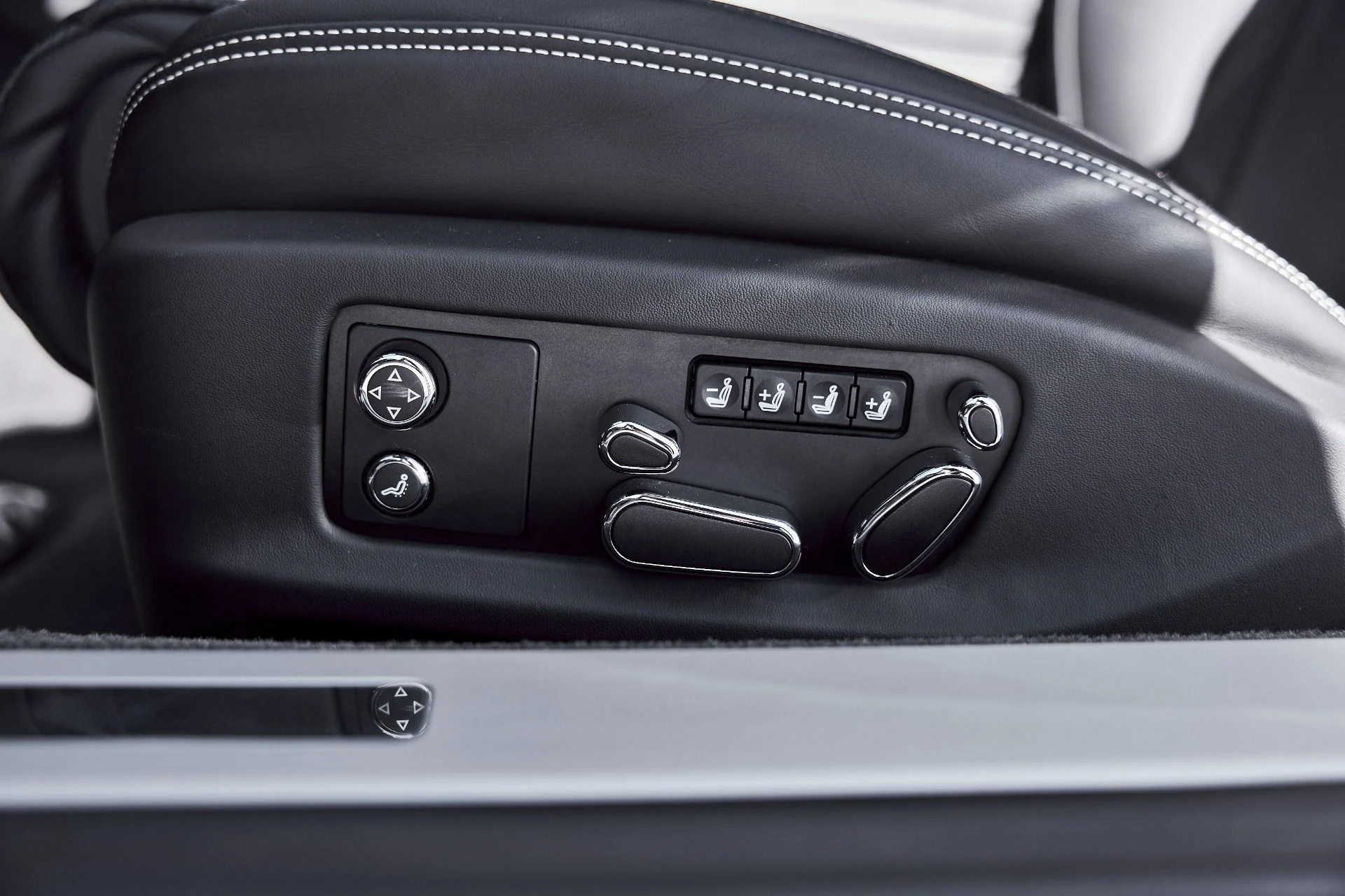 mph031_2296382682_Used_2022_Bentley_Continental_GT_V8_1771381071_2ac5268e7d