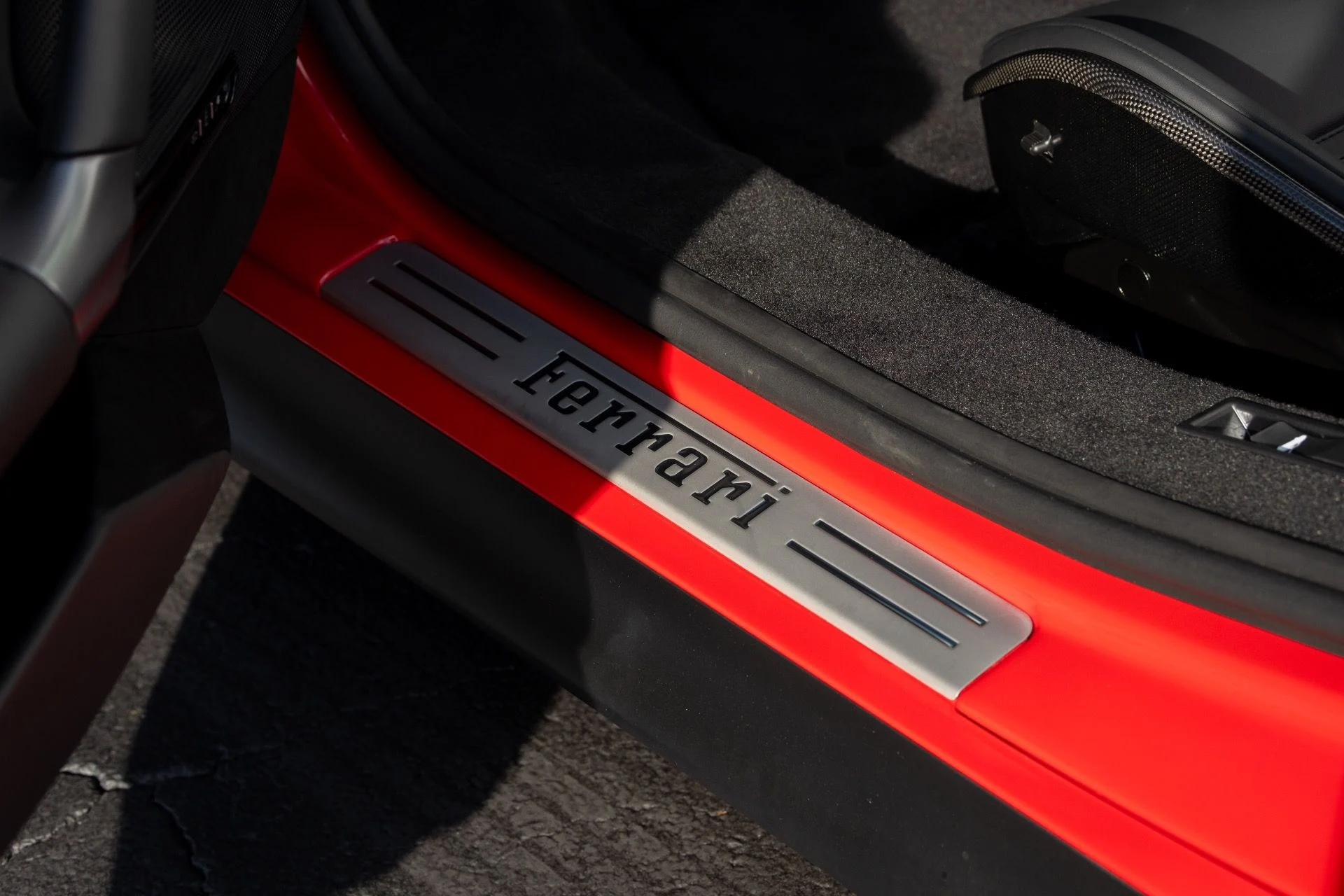 mph031_2297575767_Used_2024_Ferrari_SF_90_Spider_1759287826_49cf9165e5