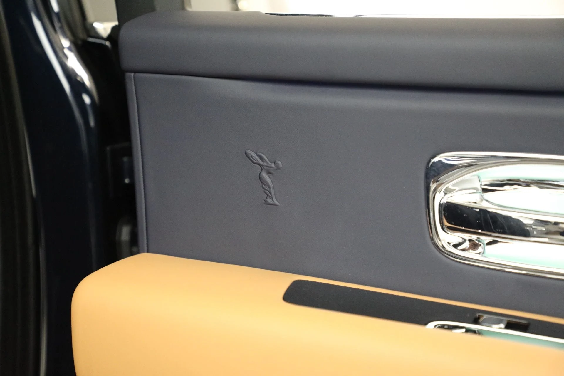 mph031_23036912_New_2026_Rolls_Royce_Cullinan_4e79820c29