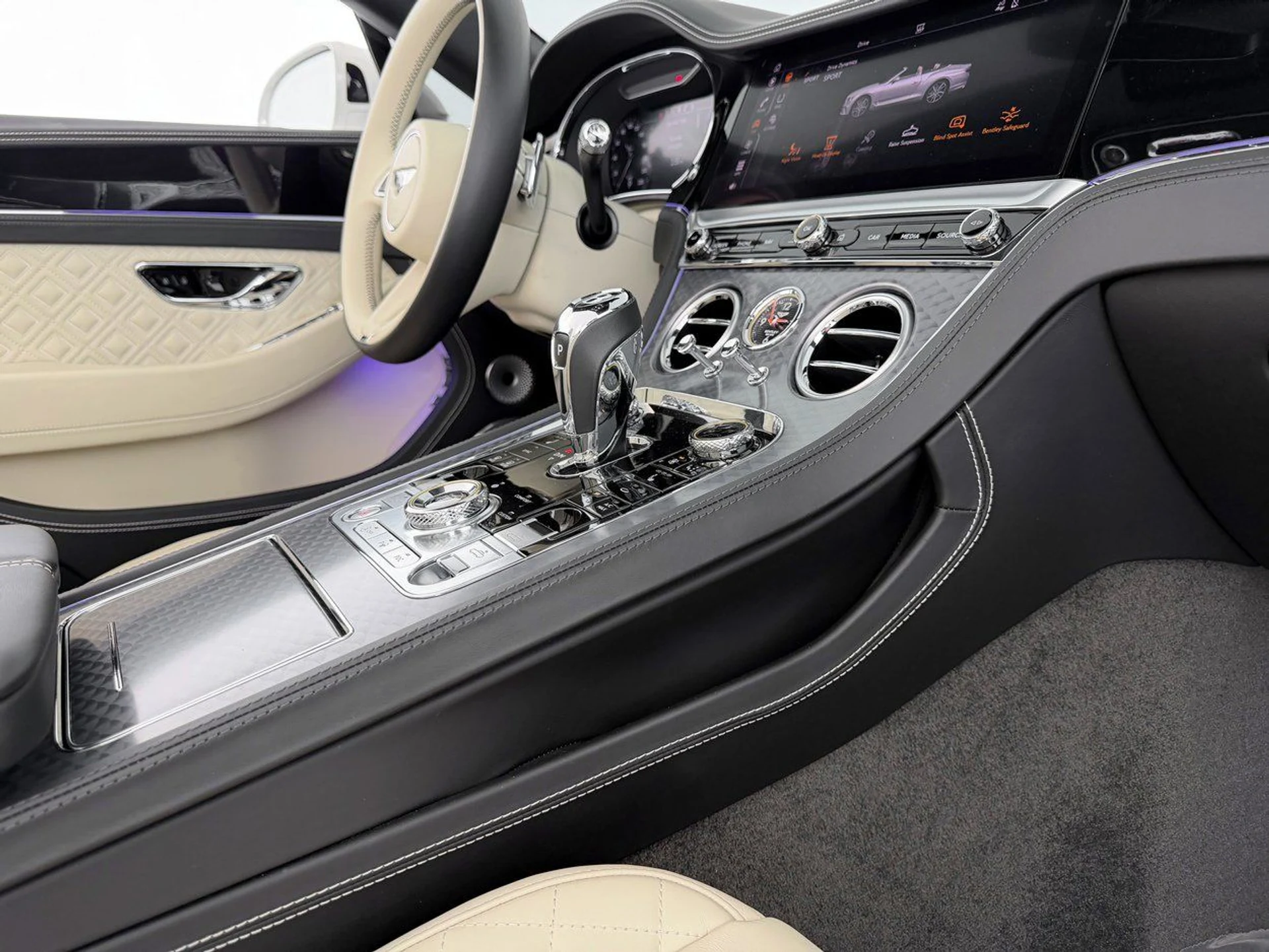 mph031_2304450085_85bce7bb3a460bf1a5c0759d257d274ax_8dd1887851