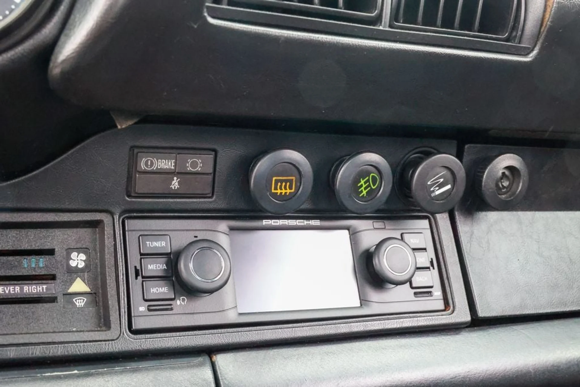 mph031_2307491579_32_cd890677bd