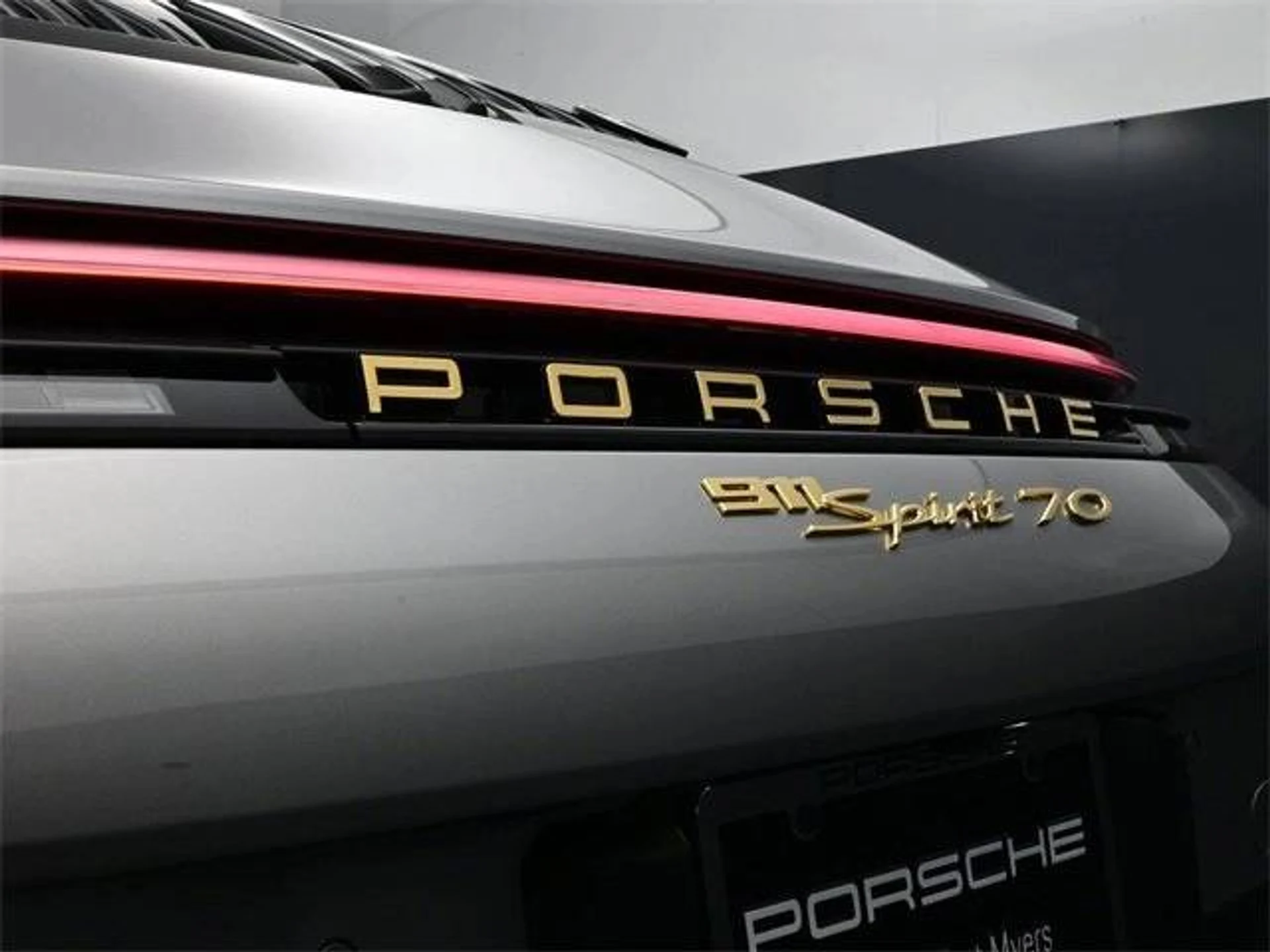 mph031_2321504704_29dc0695efcca47b8e3f681d4defadfax_7dcc15324d