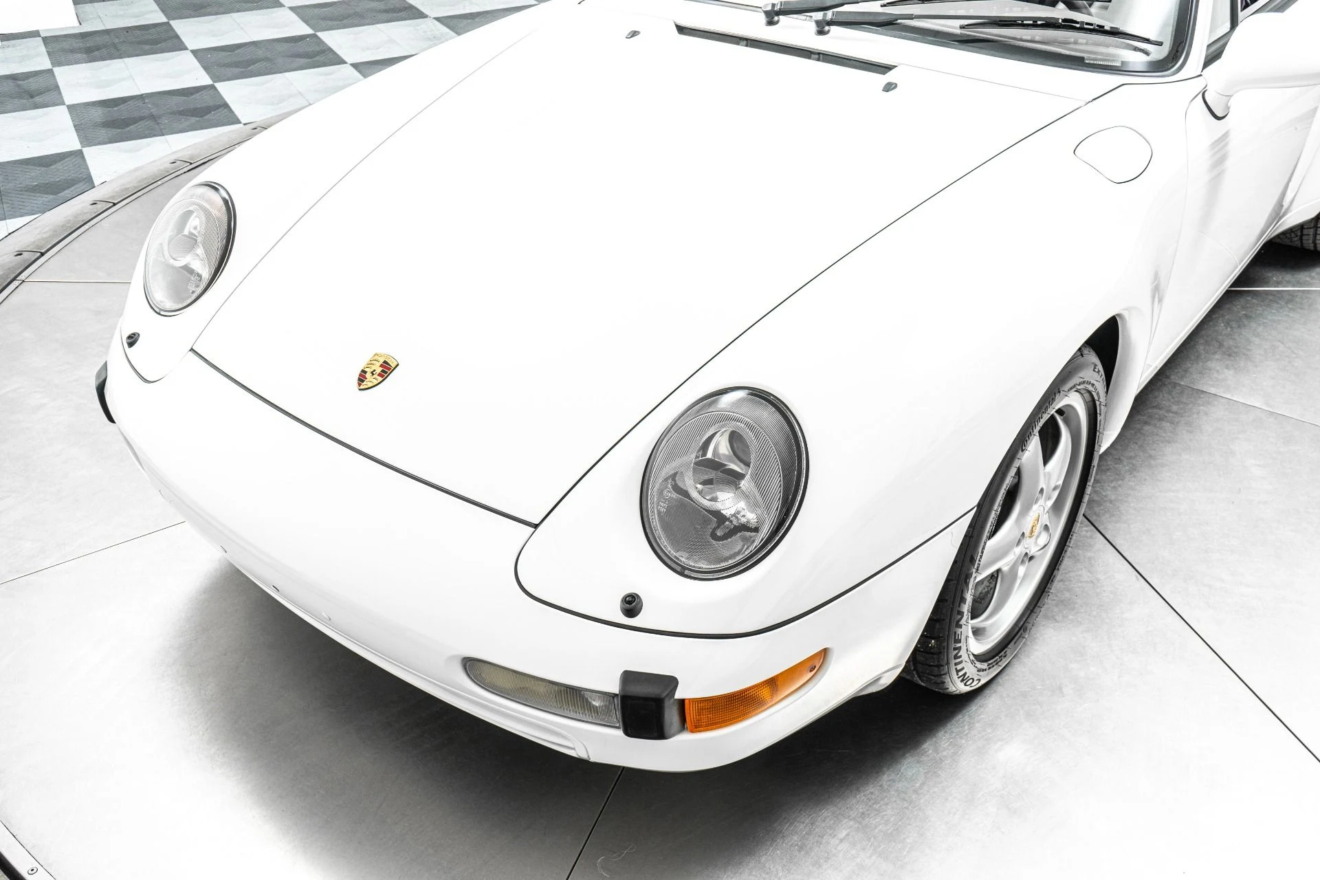 mph031_2325075865_Used_1995_Porsche_911_Carrera_1788212856_8d79524062