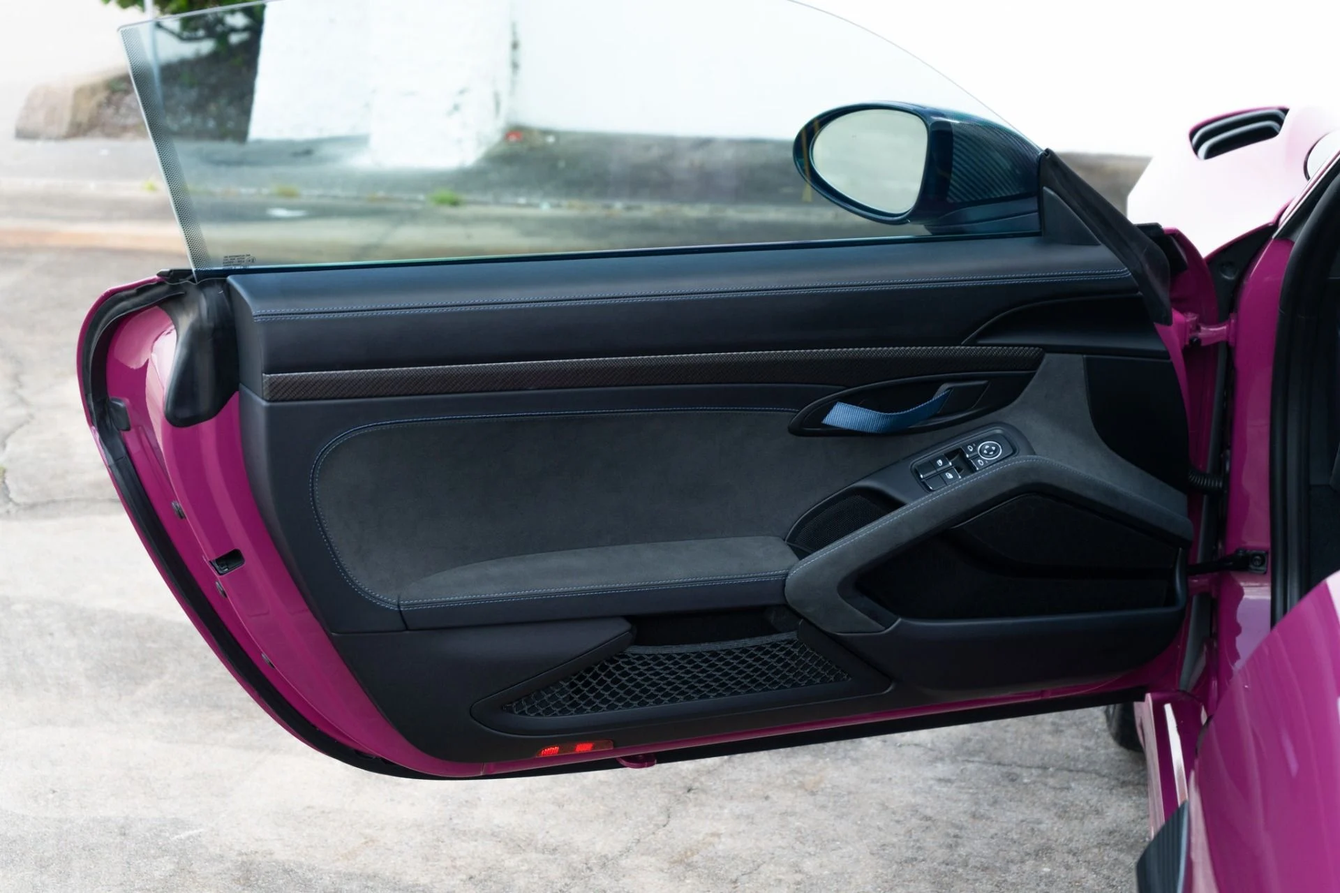 mph031_232930681_Used_2023_Porsche_718_Cayman_GT_4_RS_1784933919_4bb362cbbd