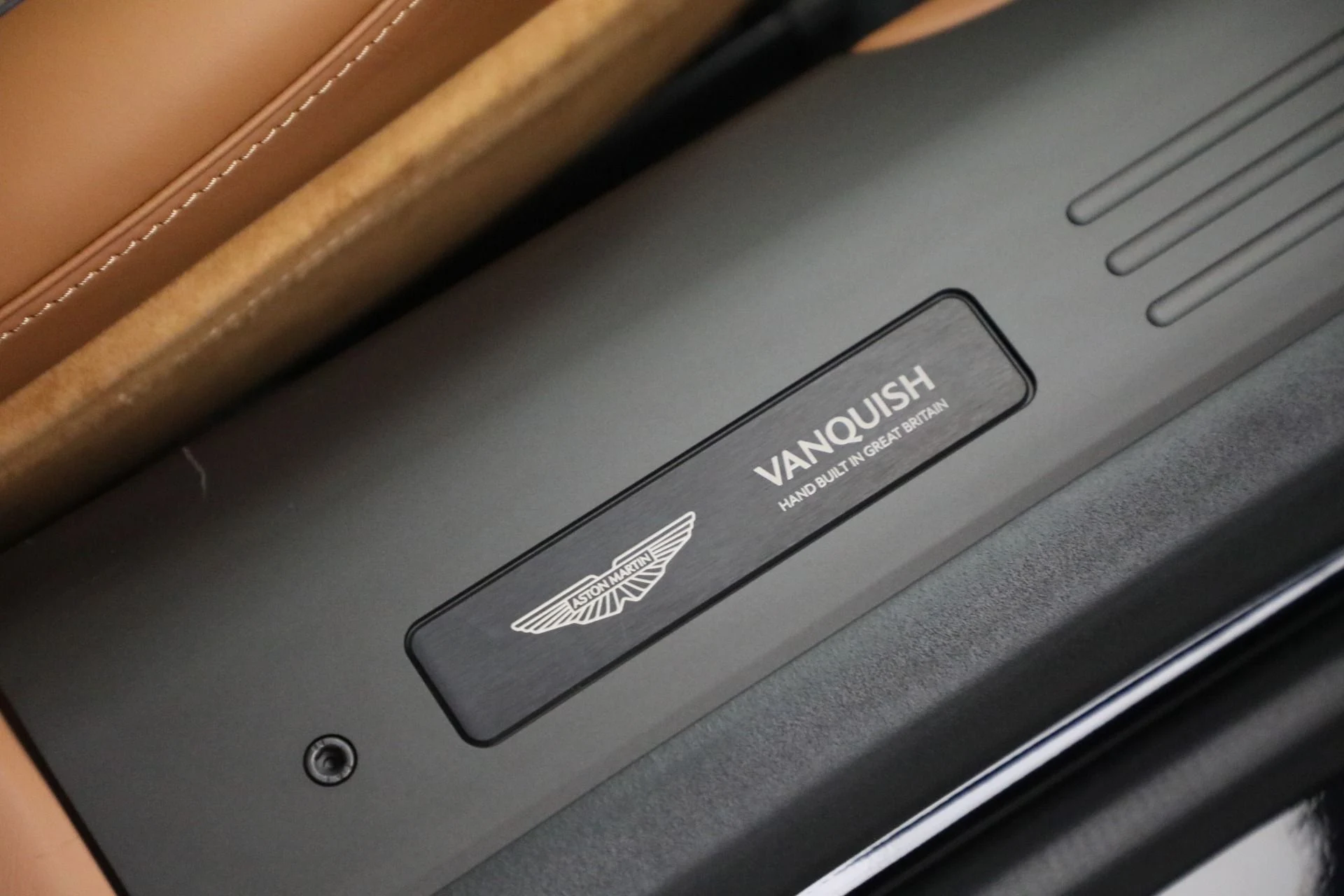 mph031_2336195910_New_2026_Aston_Martin_Vanquish_6979d32a5d