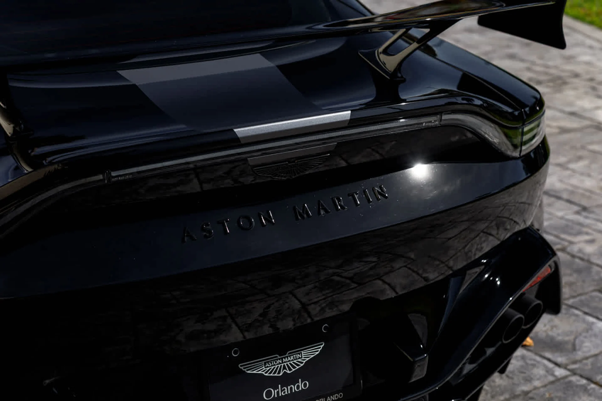 mph031_2341527454_32_e0cefde869