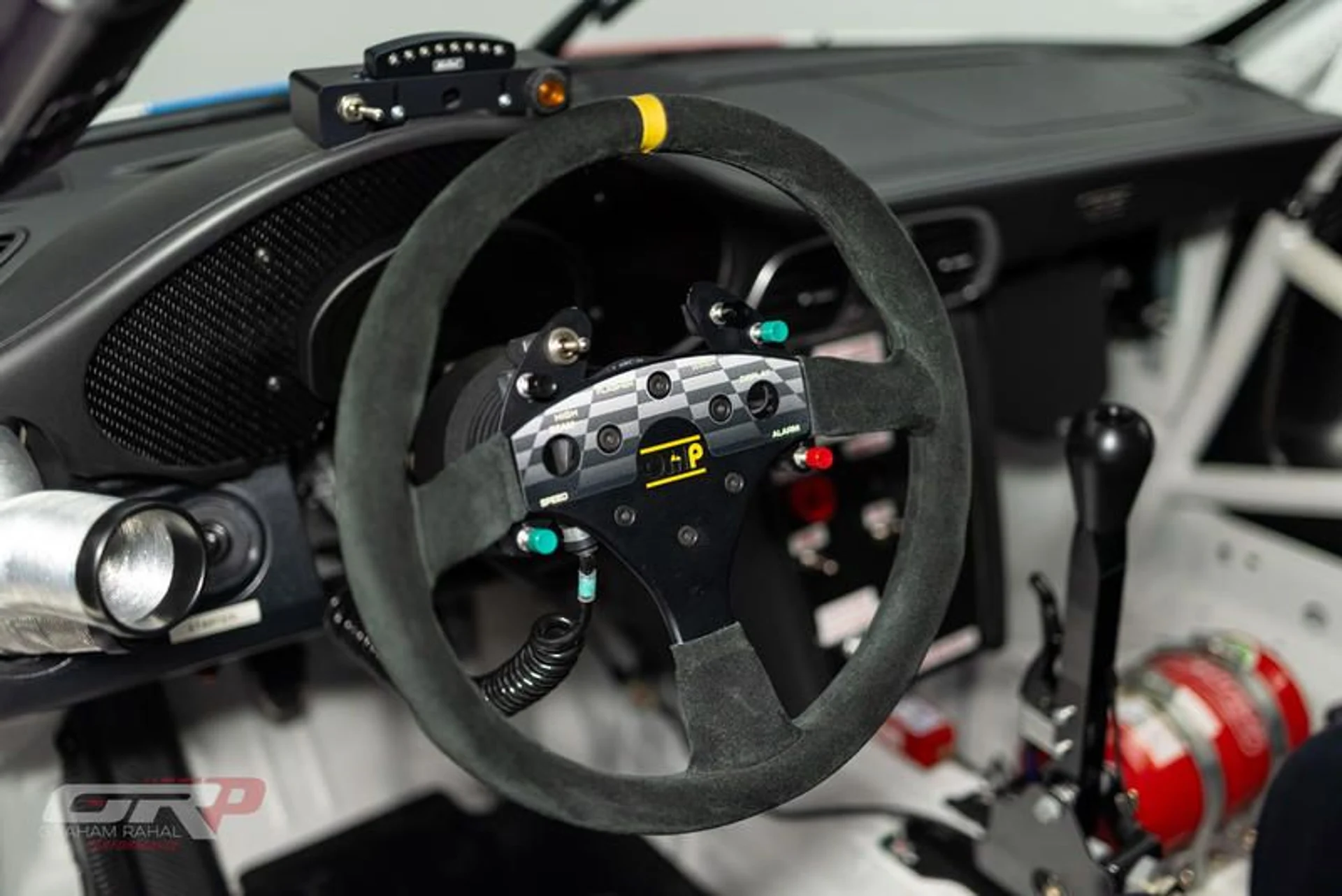 mph031_2345833928_955_C9472_23_AA_40_C2_9_F6_B_C3496_C10587_E_3f2ae2ac10