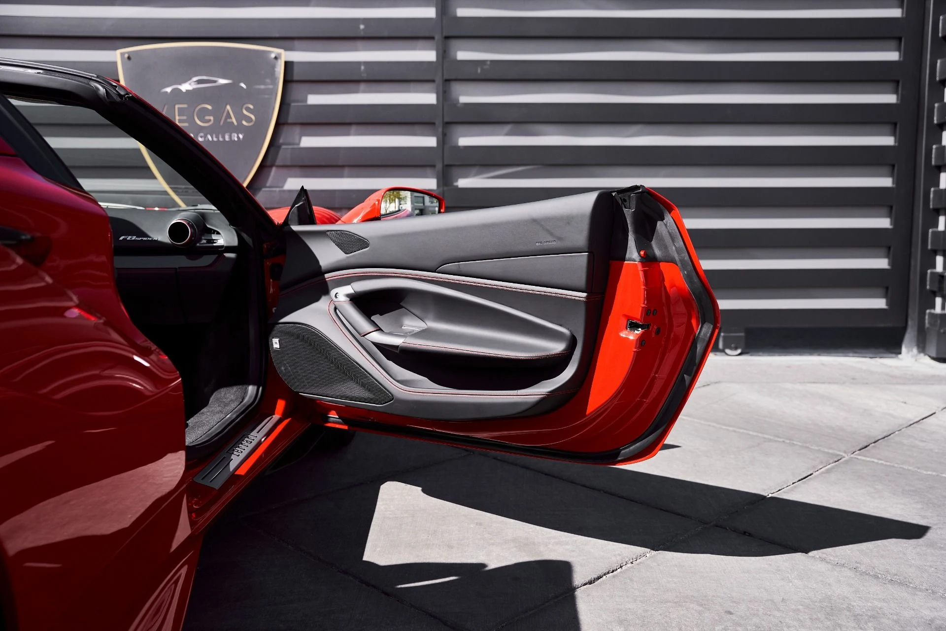 mph031_2360759320_Used_2022_Ferrari_F8_Spider_Base_1772506618_825caeb628