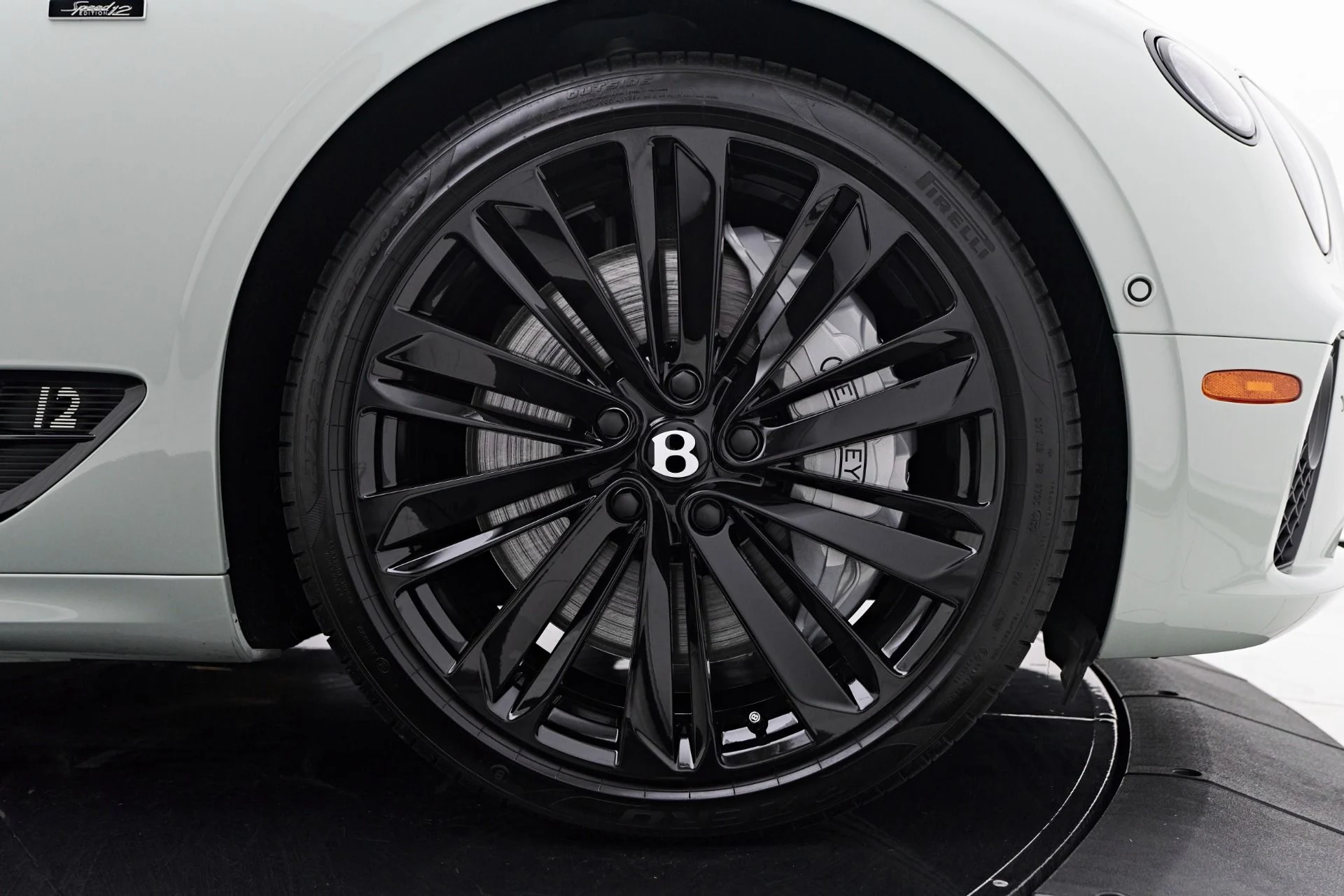 mph031_2362094310_Used_2024_Bentley_Continental_GT_Speed_1758316065_7999f70dd5