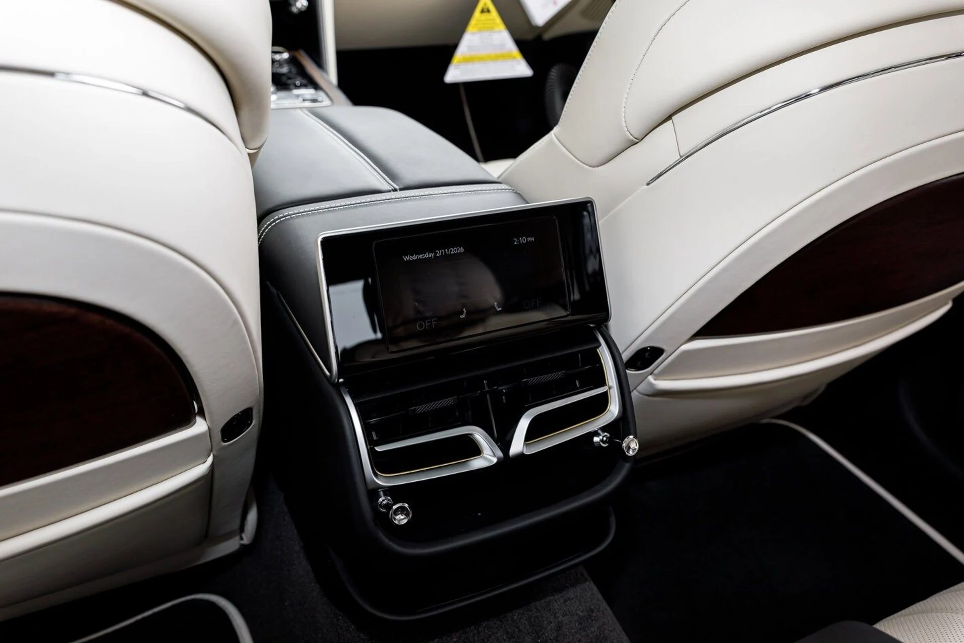 mph031_2364949806_499b68b9f918b054e16a87a4d0accd23x_5863eb0f6f