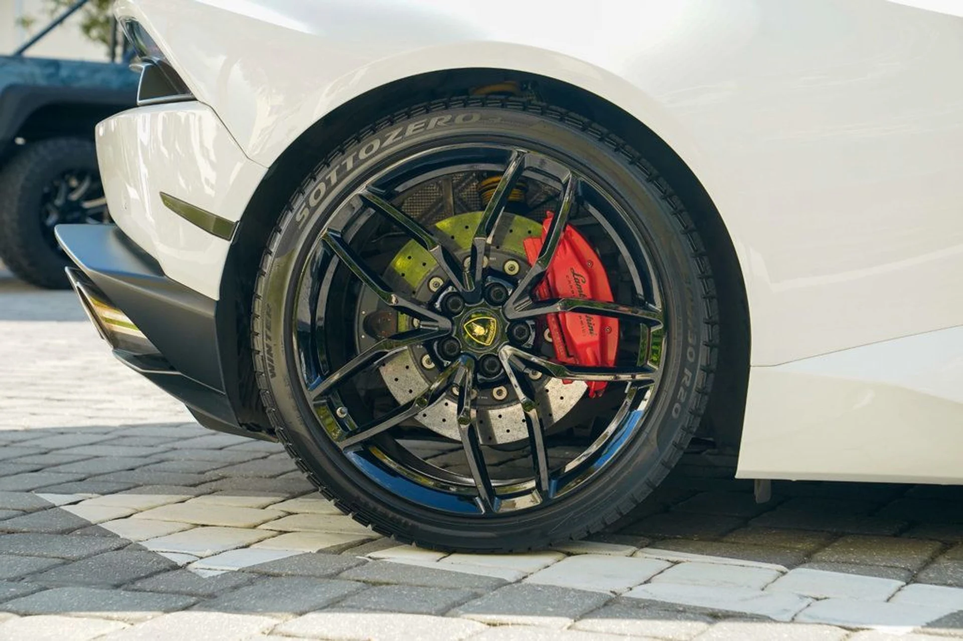 mph031_2366793449_22924825_32_1024_596bb3fdc3