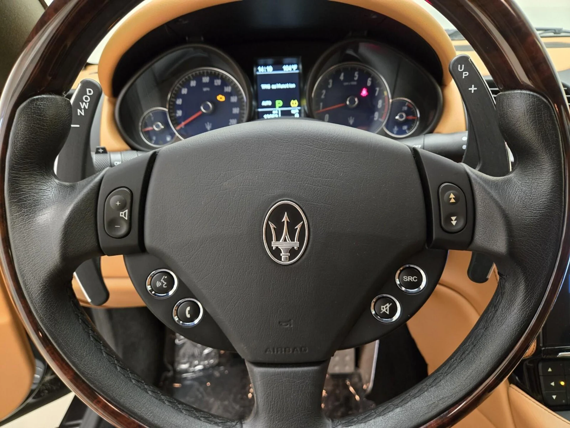 mph031_2367293733_Used_2018_Maserati_Gran_Turismo_Sport_1754375107_3aa935b421