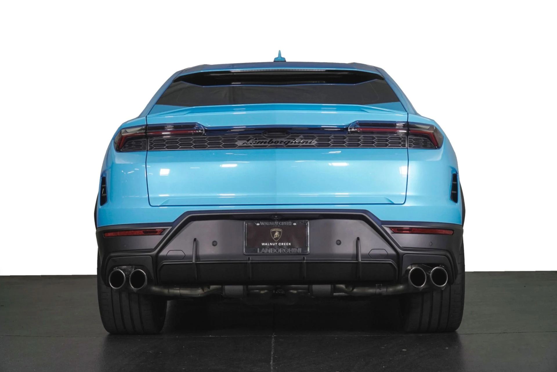 mph031_2368903816_Used_2025_Lamborghini_Urus_SE_1781248569_c748292c0c