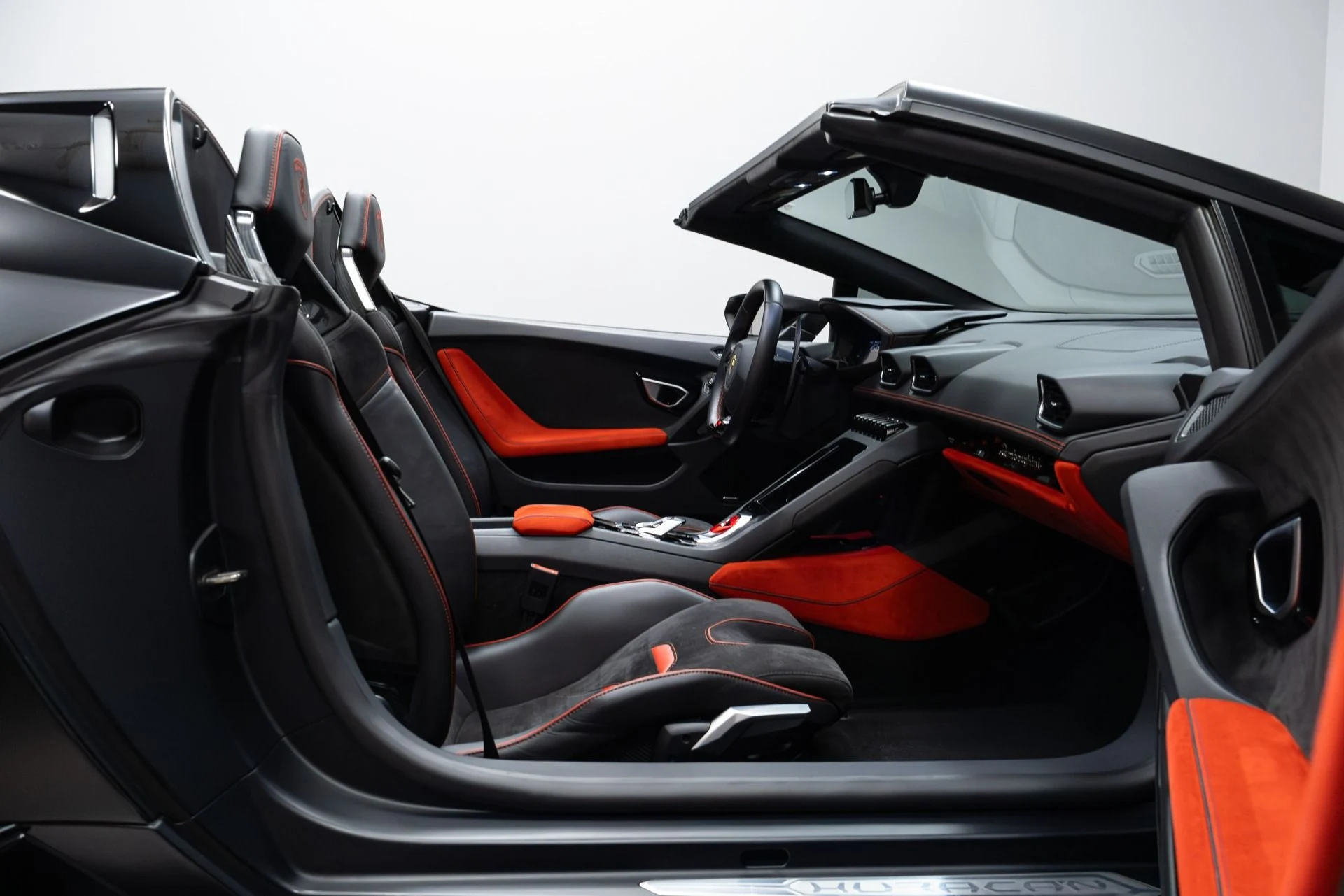 mph031_2371787070_Used_2021_Lamborghini_Huracan_EVO_1773475781_346db087a3