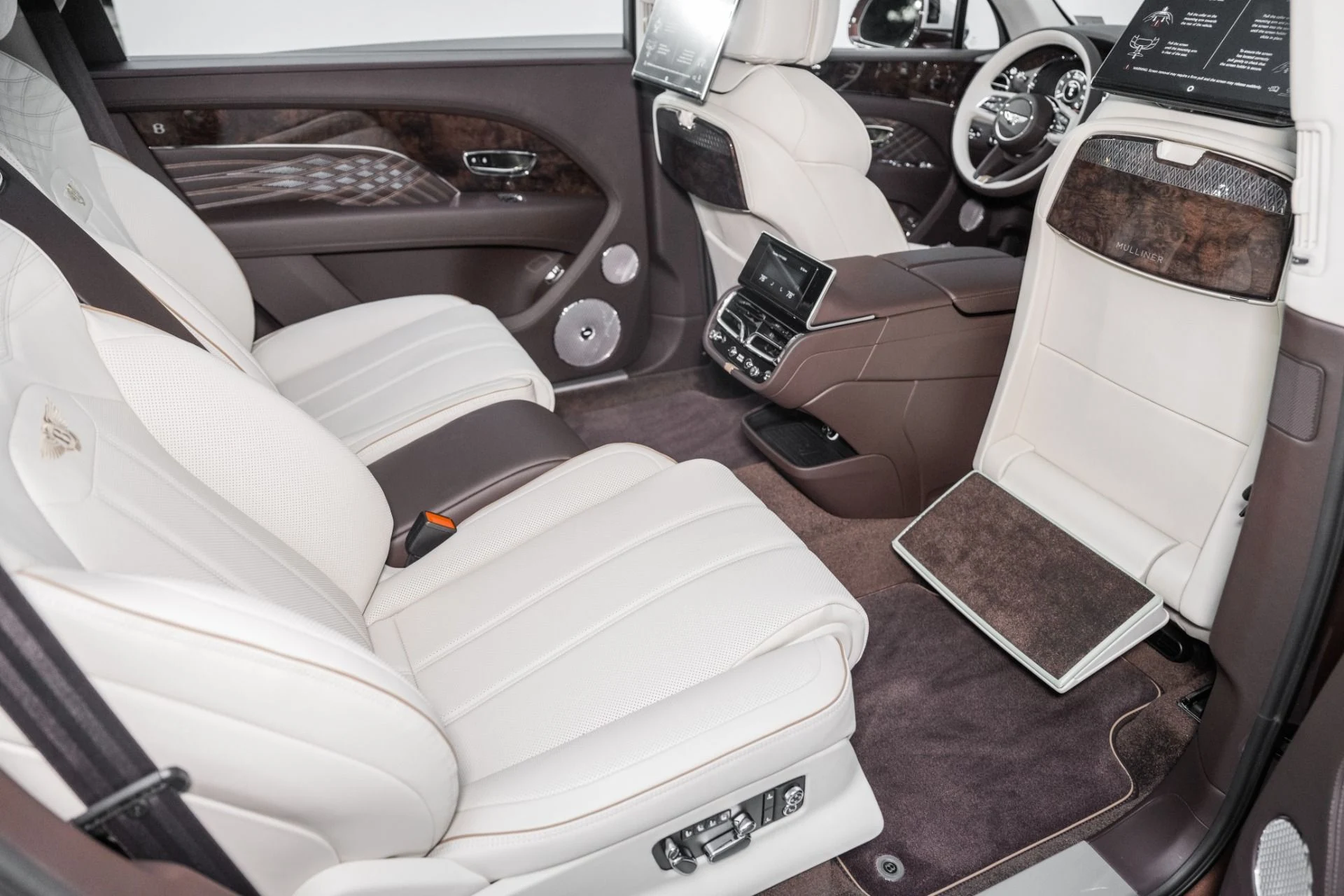 mph031_2375990233_Used_2025_Bentley_Bentayga_EWB_Mulliner_V8_1762964457_77bf139fdb