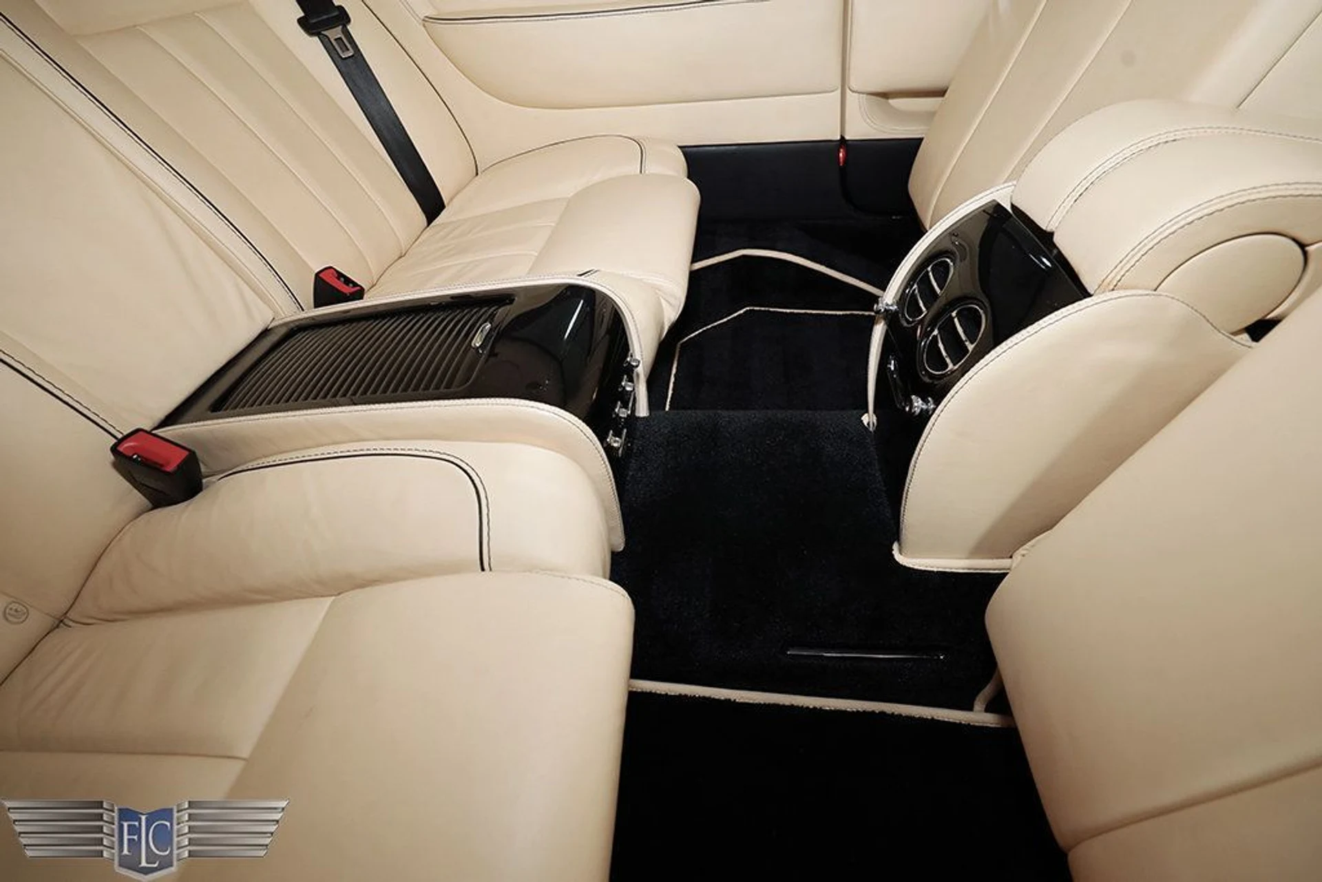 mph031_23783106_used_2009_bentley_brooklands_2drcoupe_9689_23015098_32_1024_010c0a4891