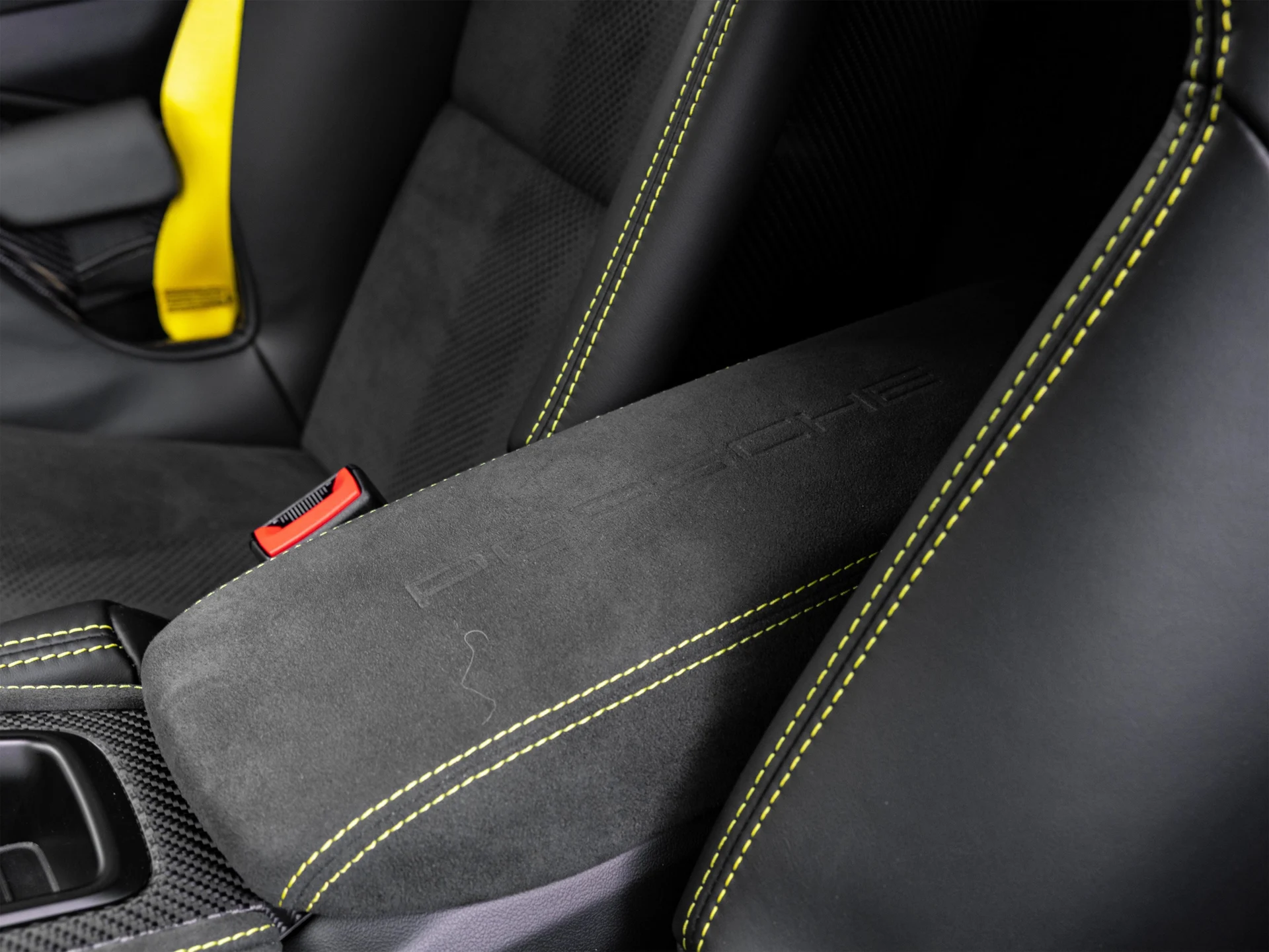 mph031_2380704295_7bef68260282cef1e04c8245ed491a0c_ecc409f123