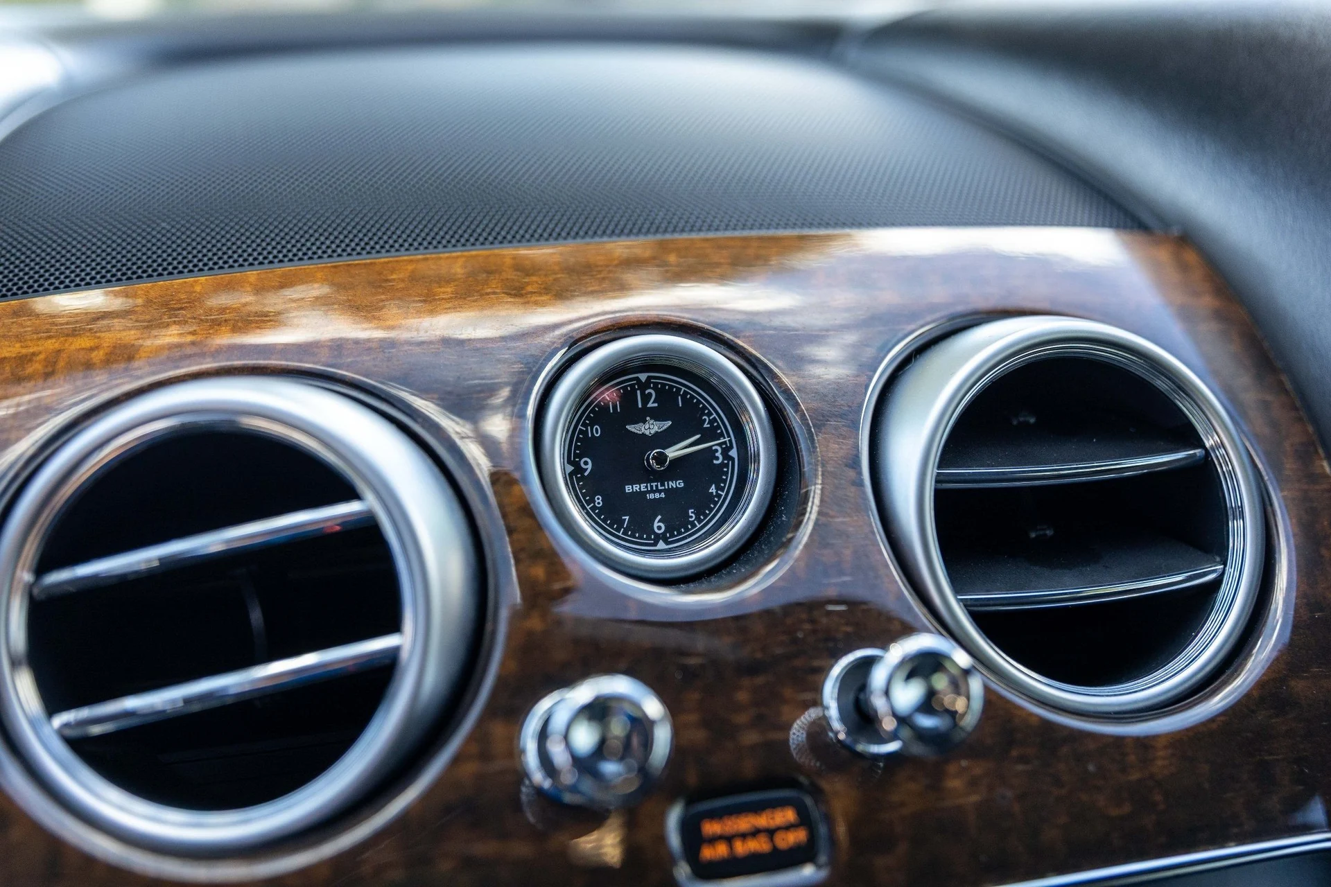 mph031_2387853194_Hi_Tech_Luxury_Imports_LLC_SCBFH_7_ZA_7_GC_054737_image_31_cc60fb3423
