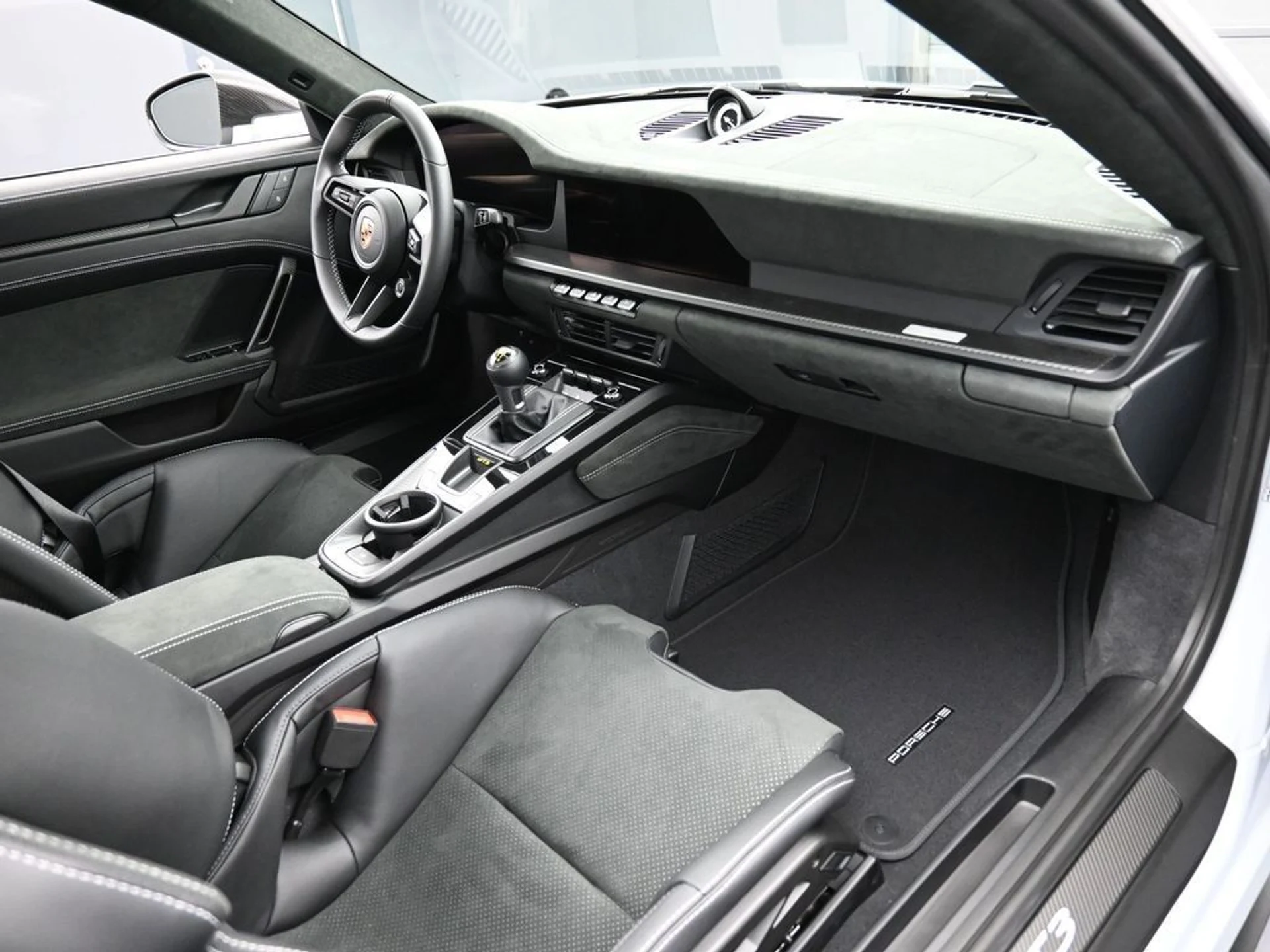 mph031_239042311_1808010827500fc302c61b1d210899e0_06738b9b31