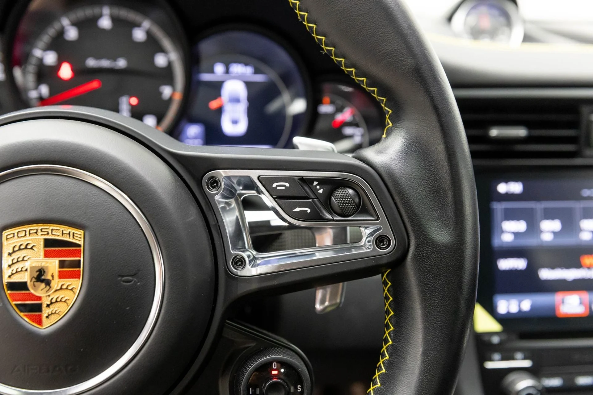 mph031_2408114482_32_ceefc3a336