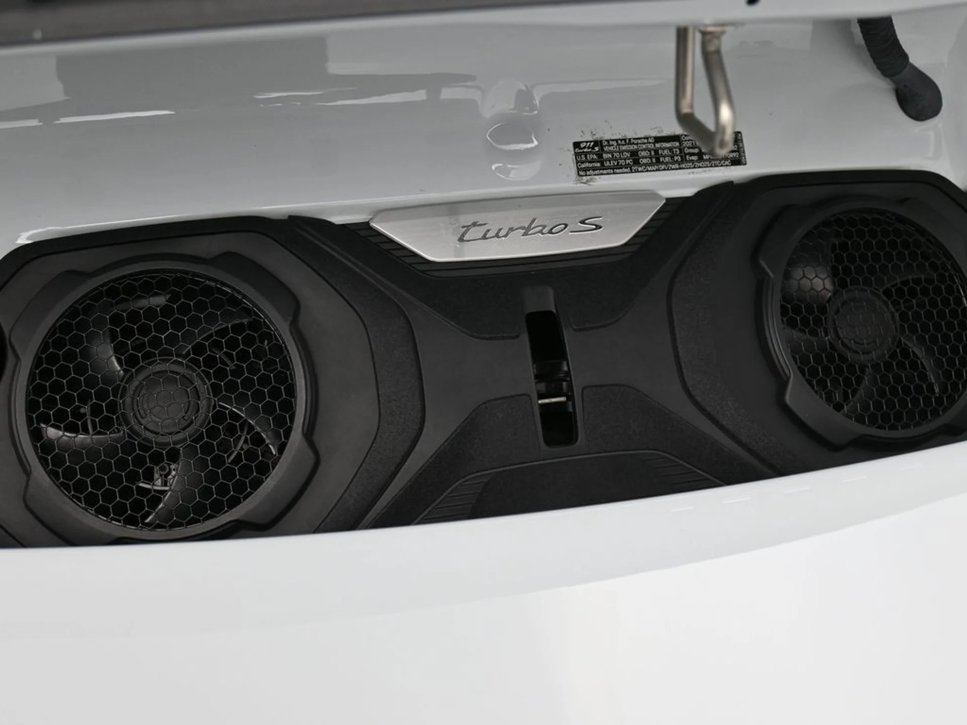 mph031_2414446793_image_31_4809cbcec6