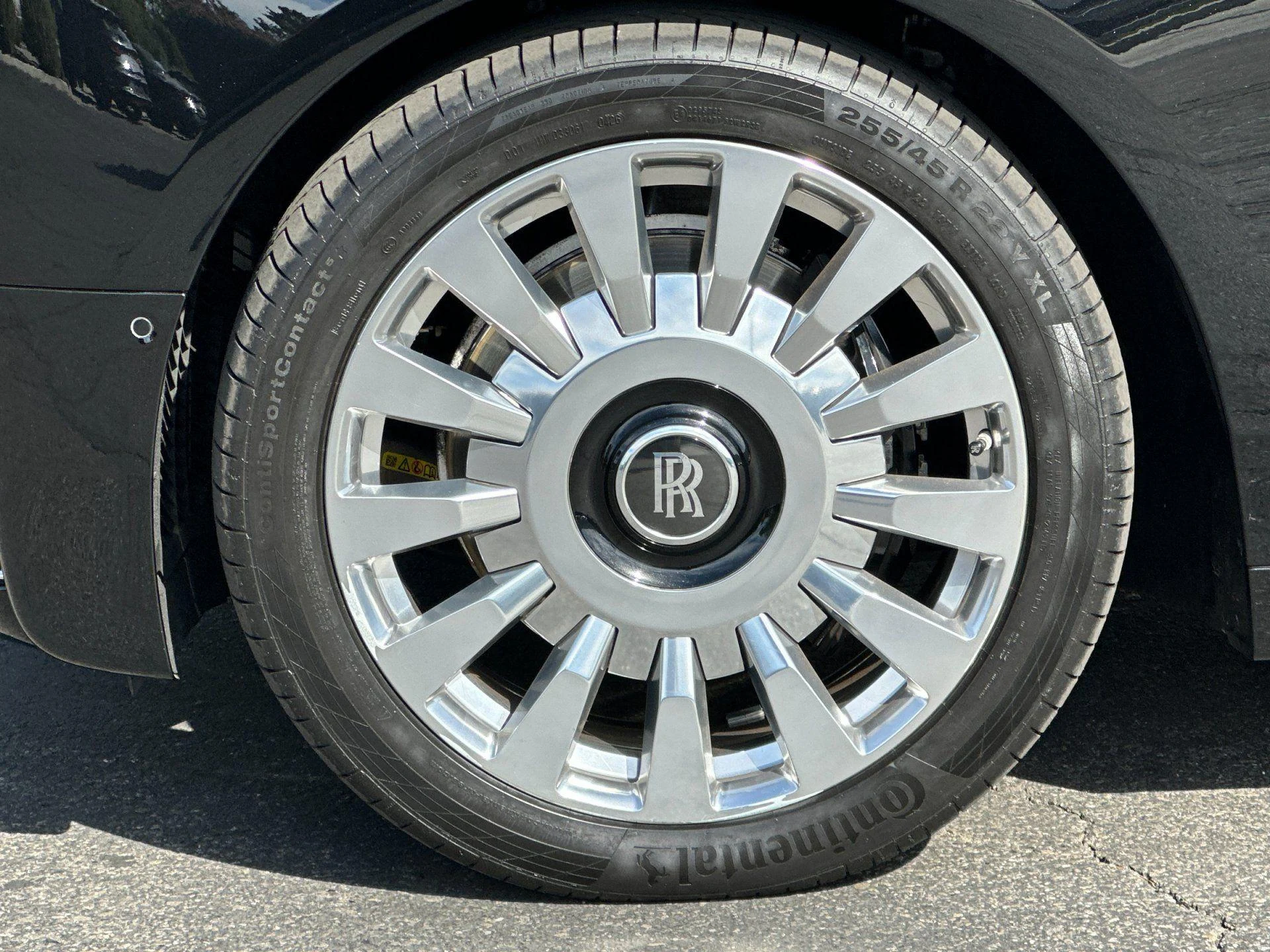 mph031_2416609727_Used_2018_Rolls_Royce_Phantom_1787819400_e16093329b