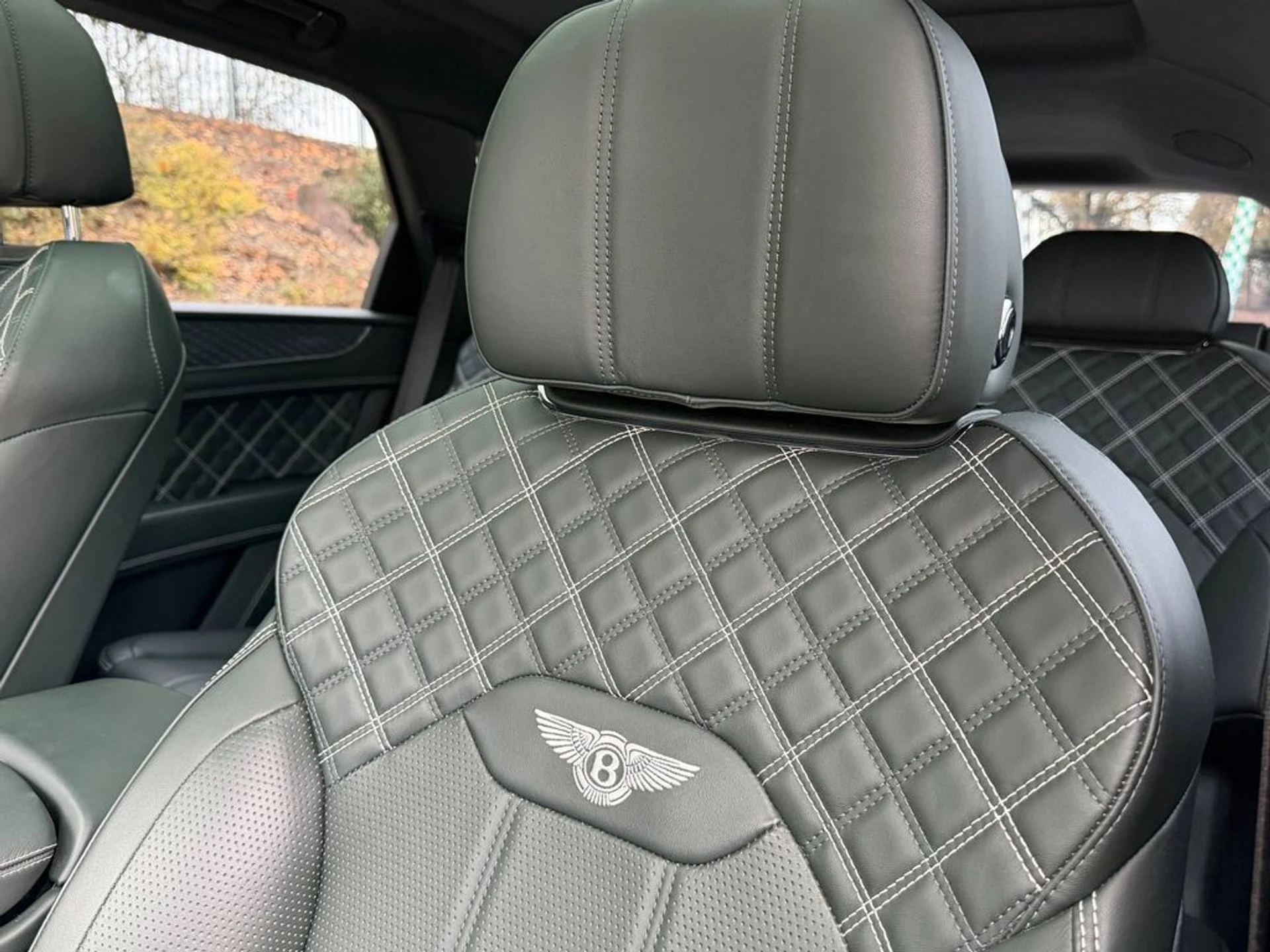 mph031_2423469847_1ed157a545a44239a948d02dc0337044_da51950397