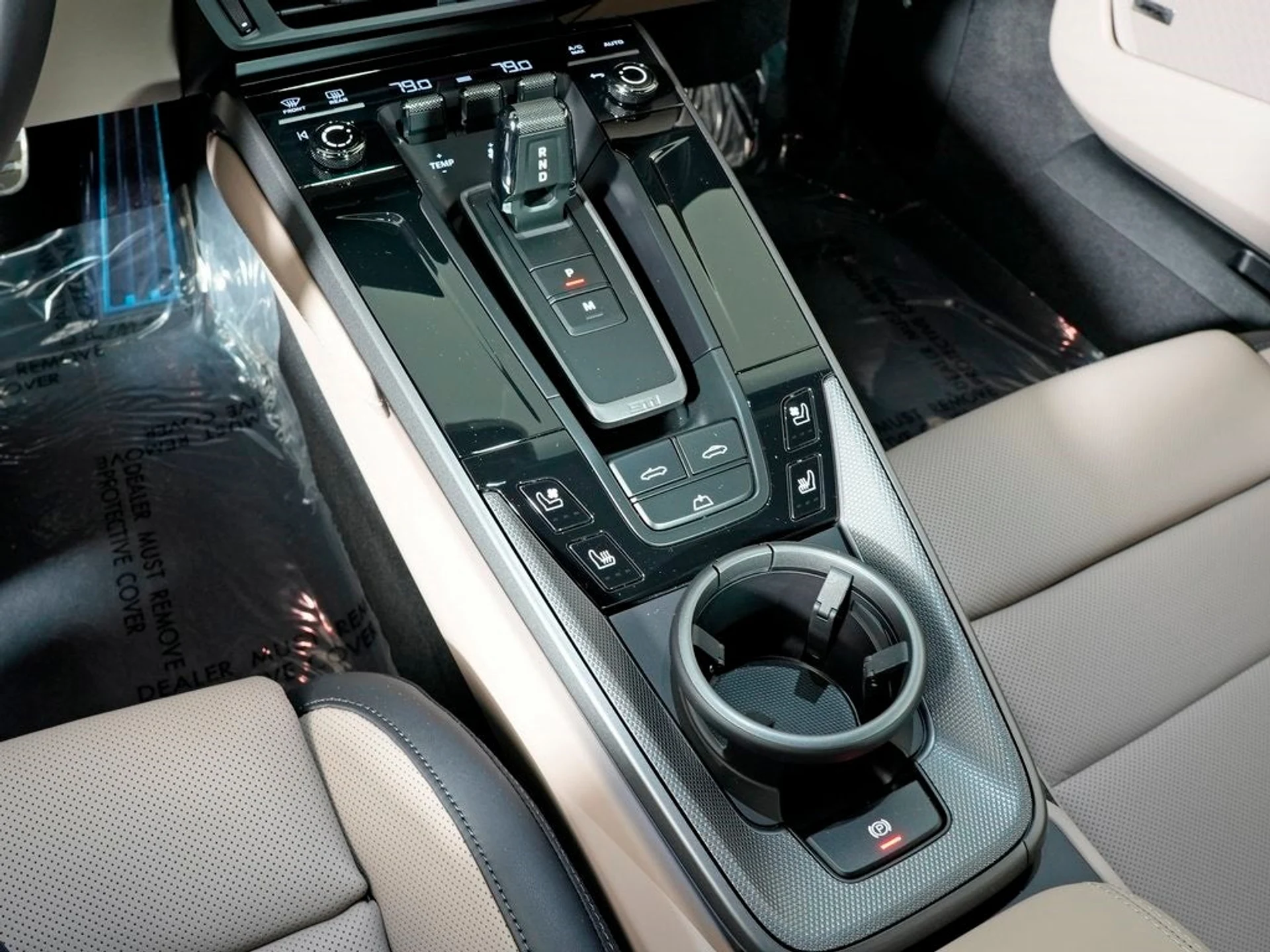 mph031_242771363_32_06c2a43ed0