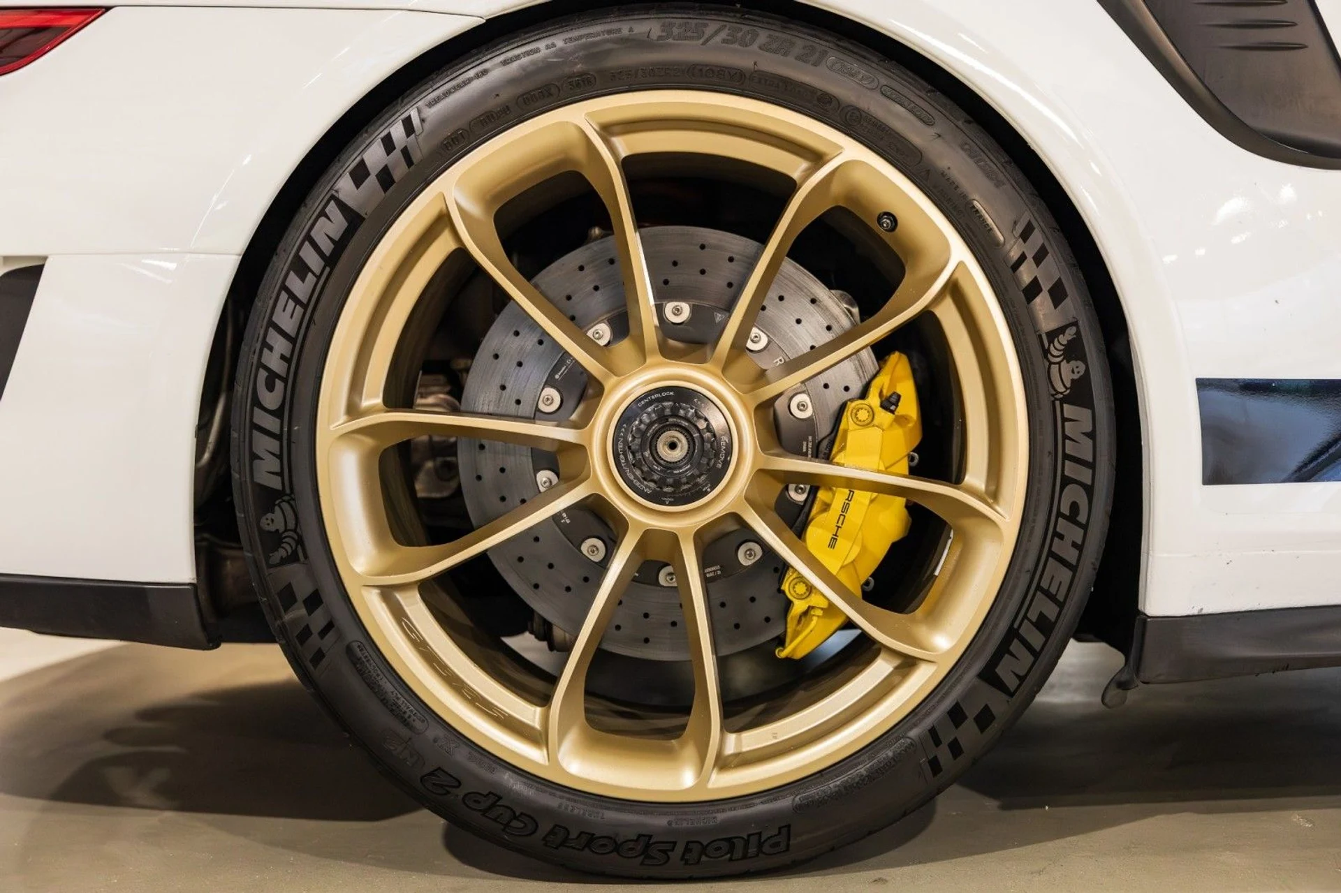 mph031_2433251829_lg_ea536bf939