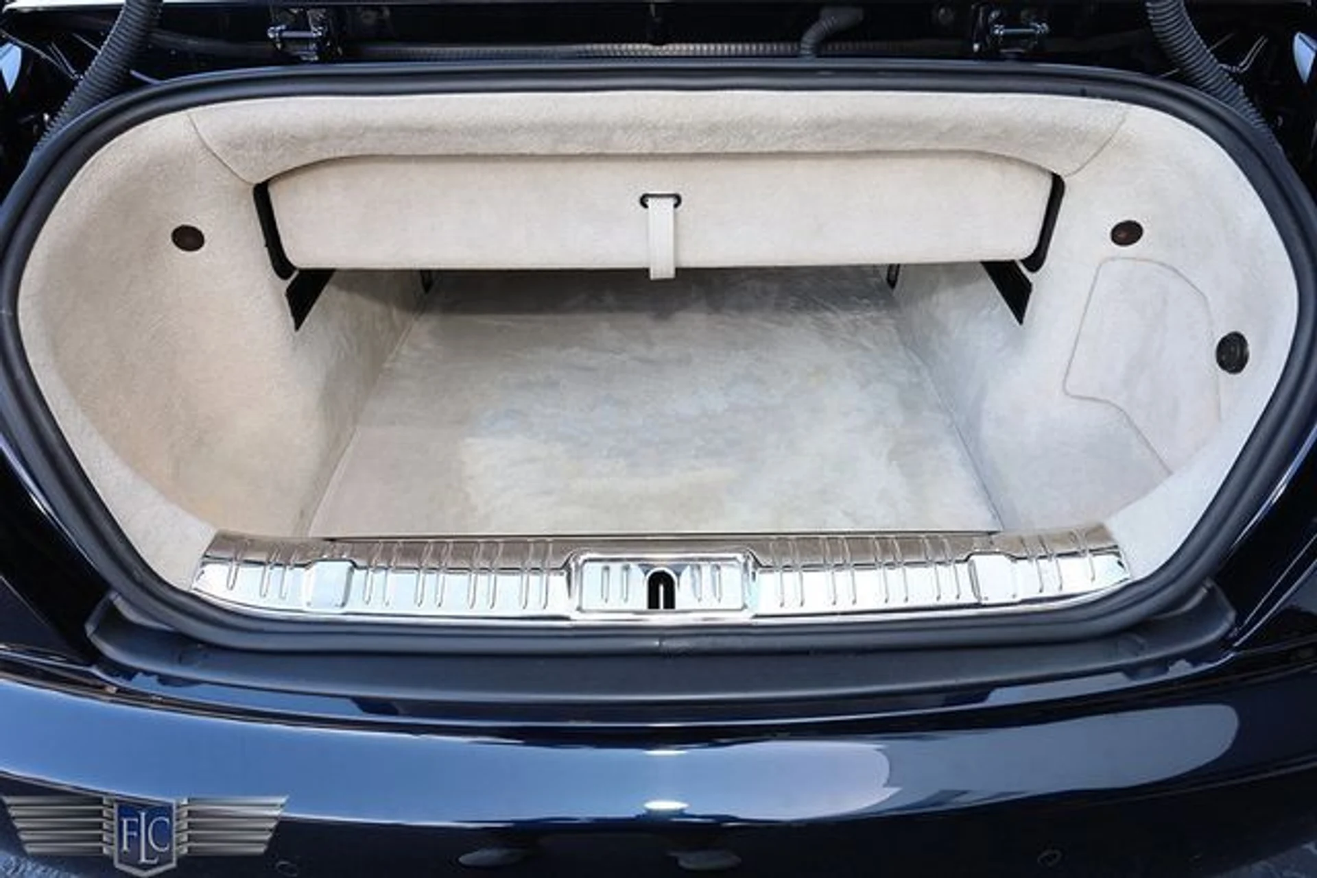 mph031_2433838185_used_2016_rolls_royce_dawn_2drconvertible_6305_22995256_36_640_91b0cc5122