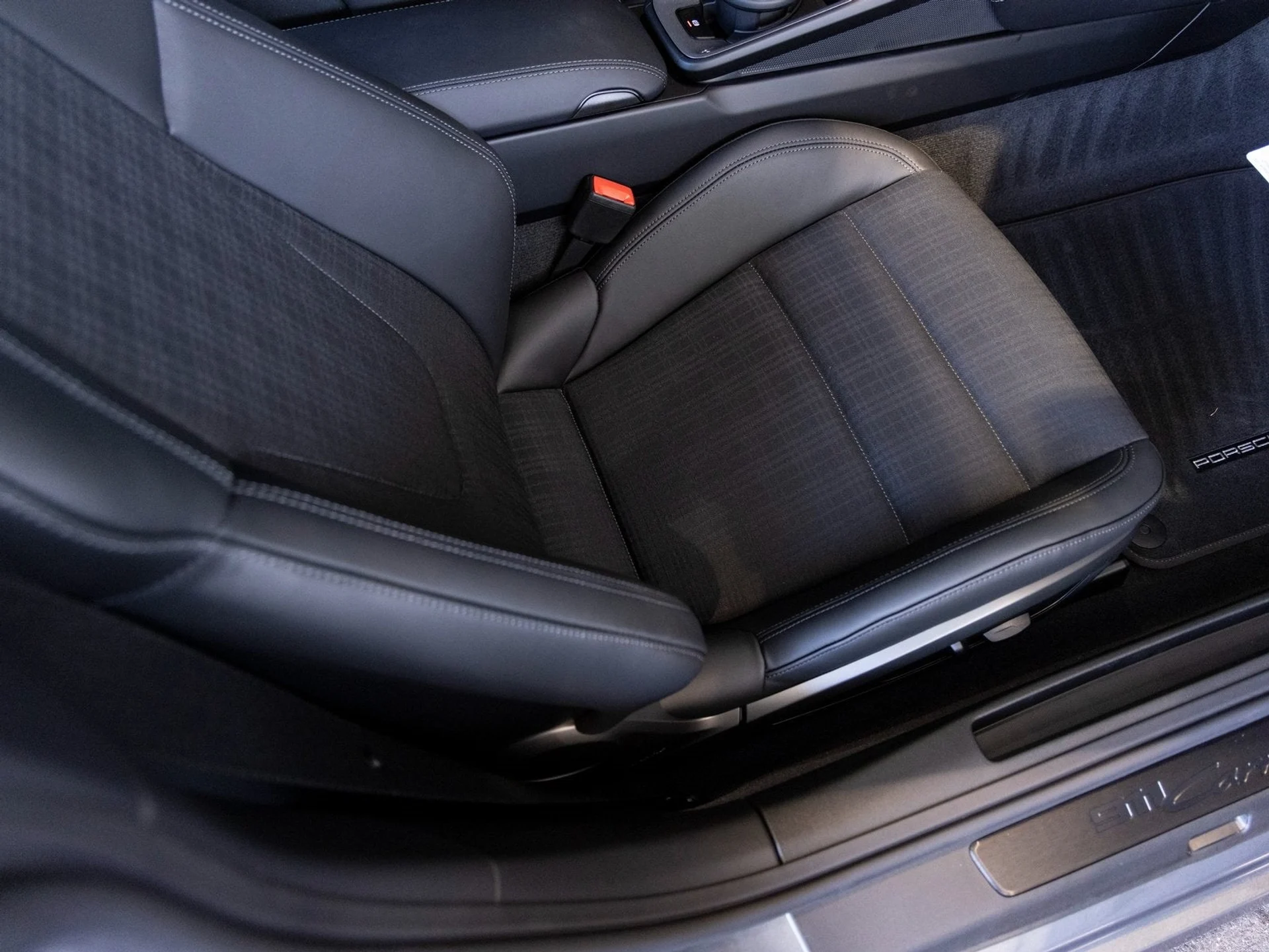 mph031_2439383320_32_9920f6336f