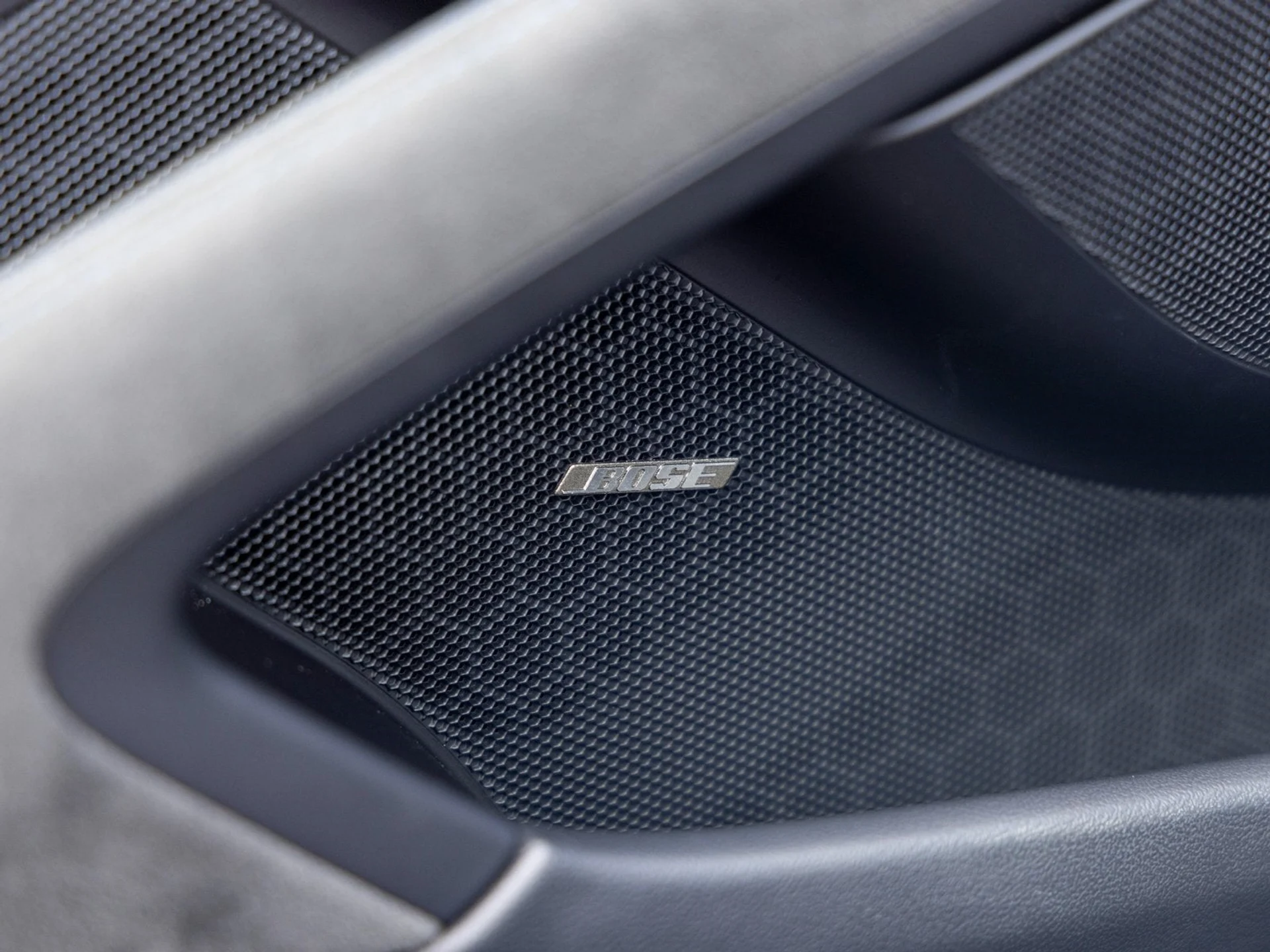 mph031_244071221_32_1fcf3ac9bd