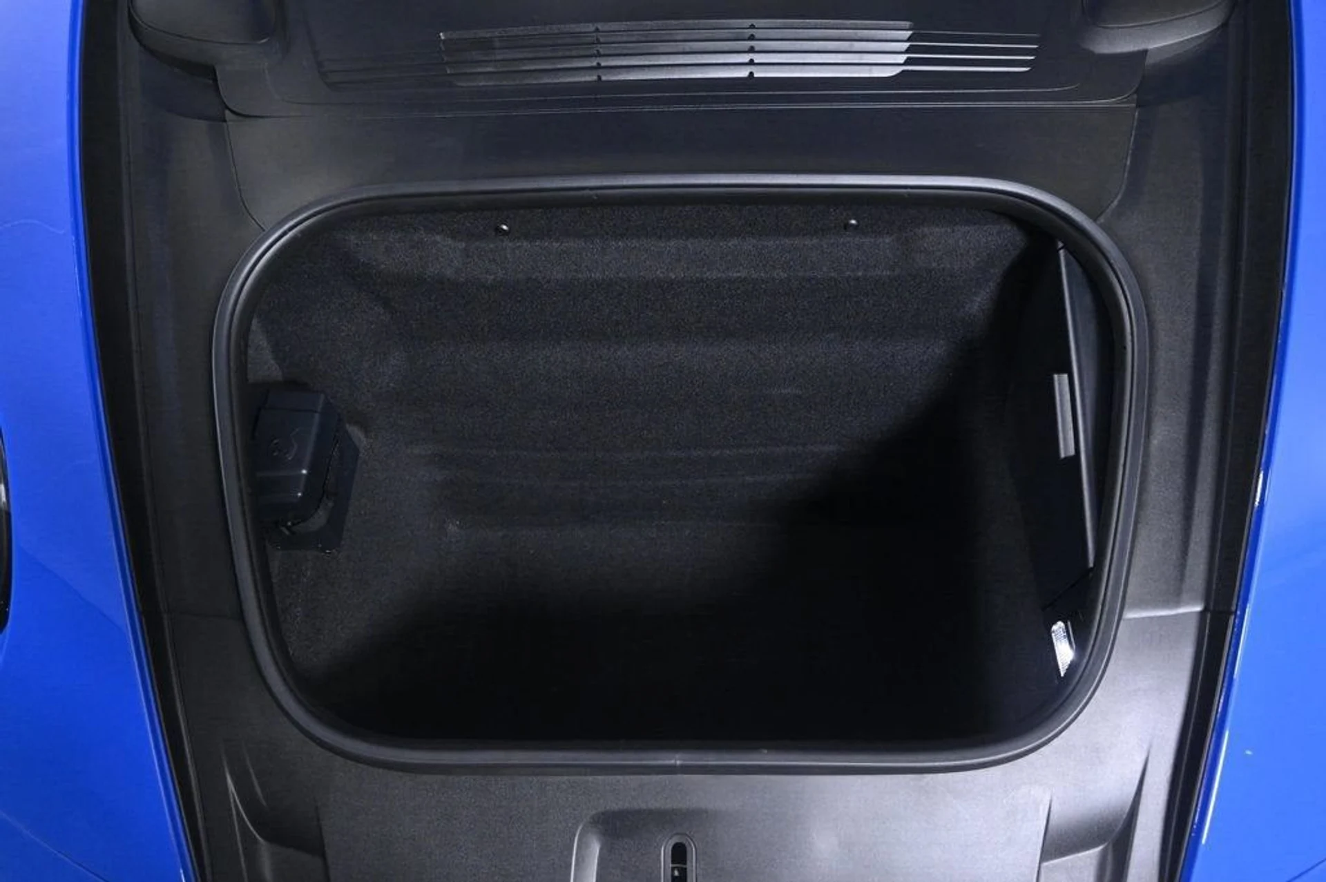 mph031_2442996677_c823d8bc136b484d8b31b0fc743a4e7a_59daeb8591