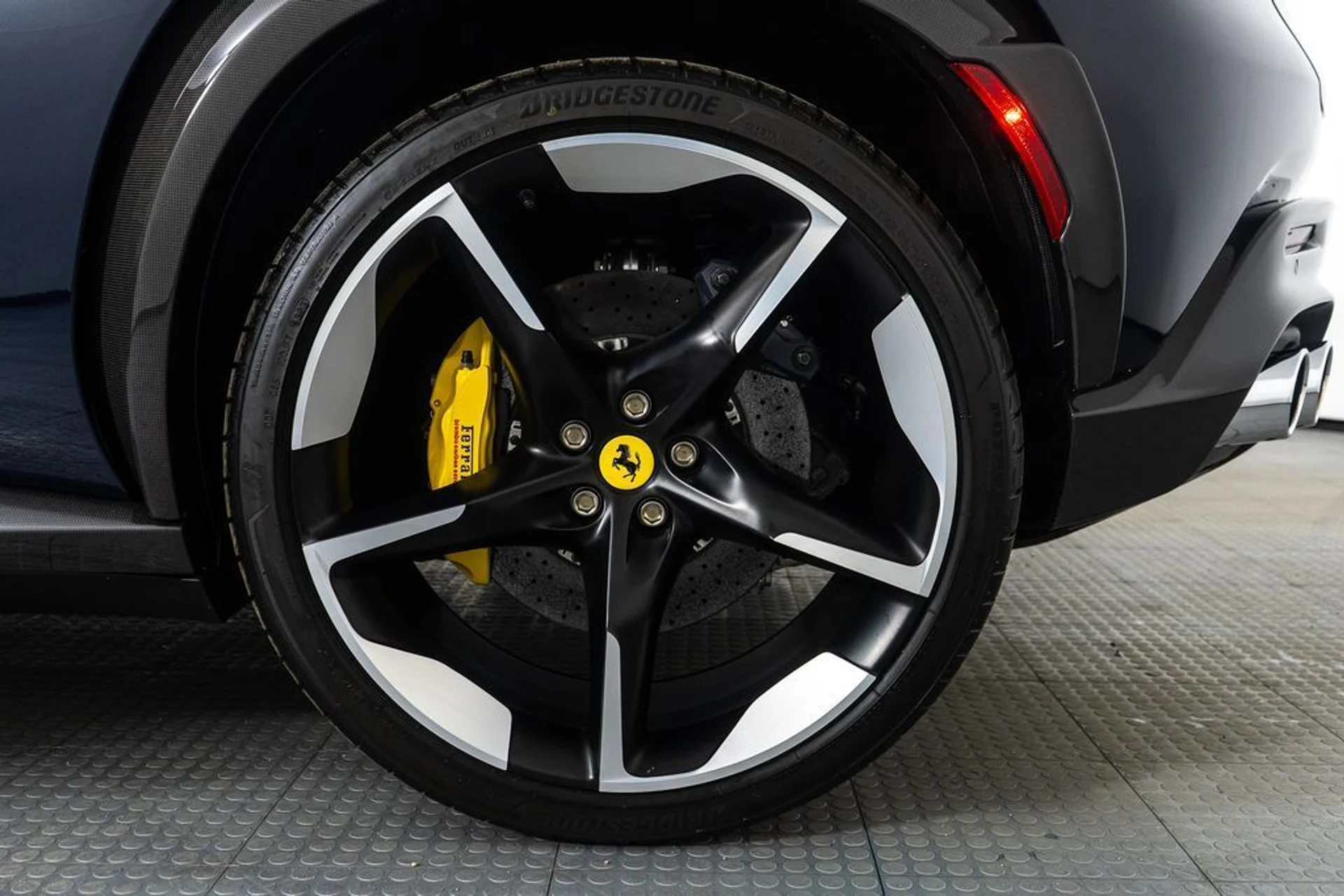 mph031_2445197723_32_25998339_6945f07722f62_69859efcdb