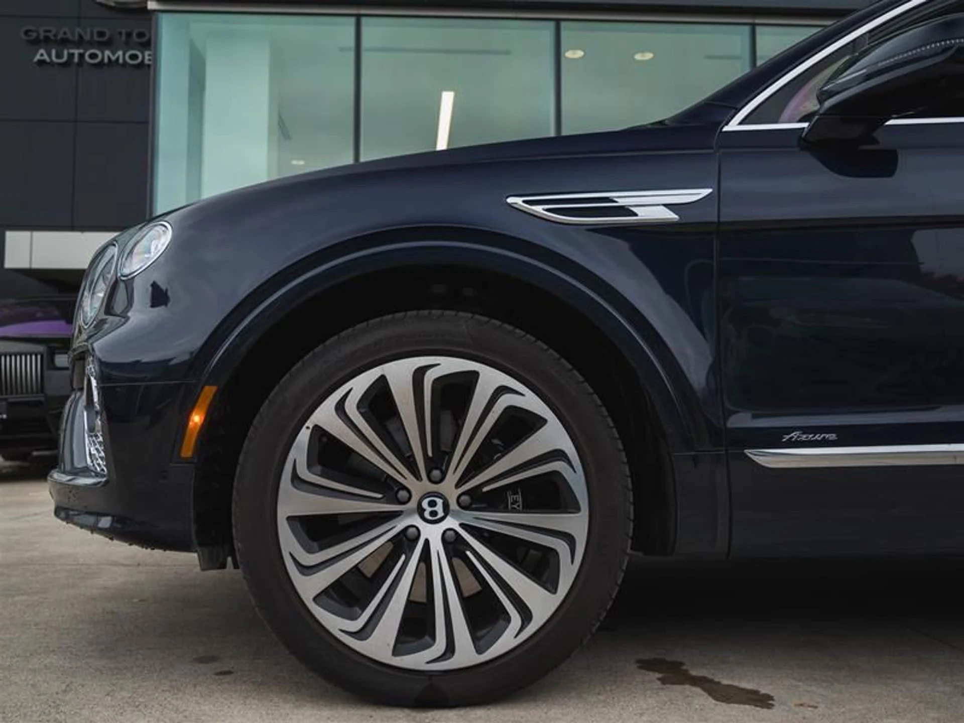 mph031_2445539031_trpkzbus_05186666e8