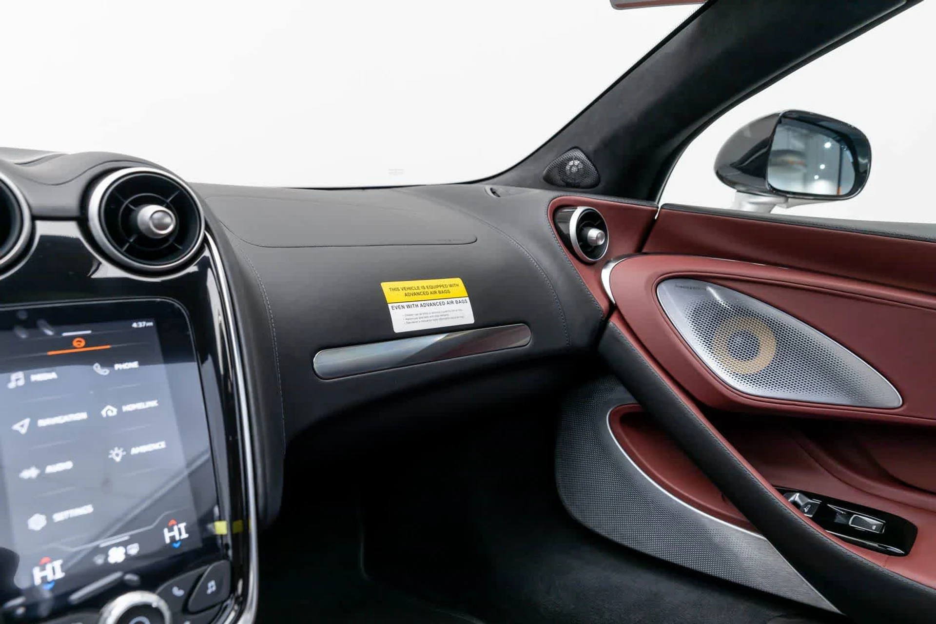 mph031_2453602076_32_670d9ecdb7