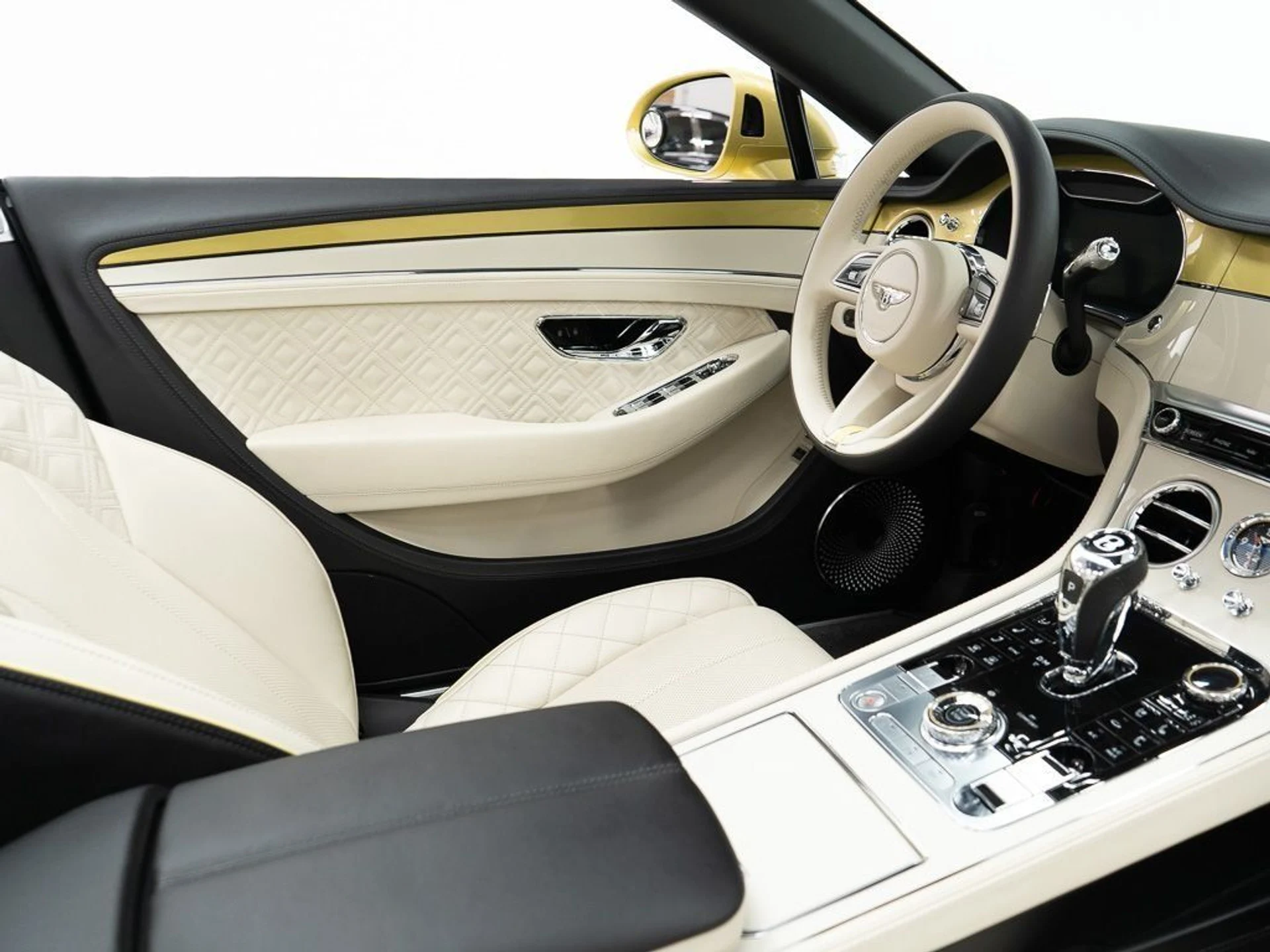 mph031_2460920068_e03d6a032faf71e23f55fb0a0105b8ae_9990c61291