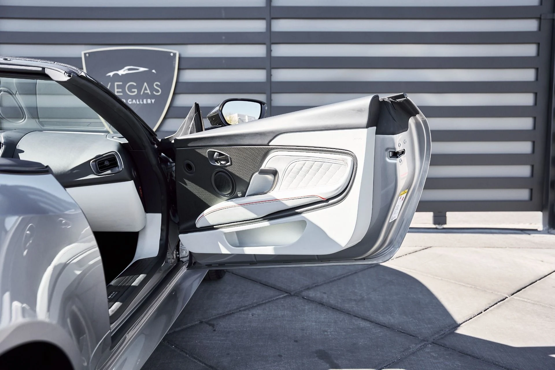 mph031_2462103802_Used_2023_Aston_Martin_DBS_Volante_1768876958_654f844aaf