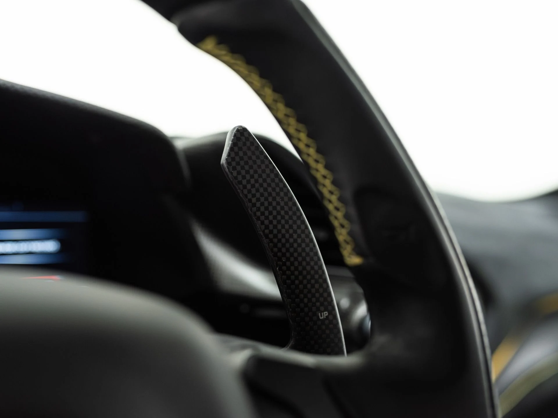 mph031_2464093633_13284_p32_l_4727e0158a