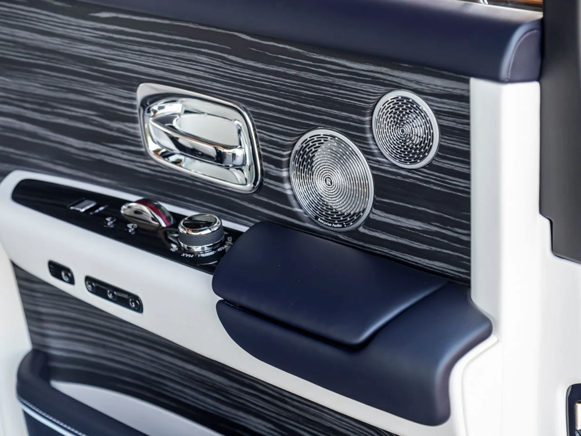 mph031_2464473166_32_4df6ce7ac0