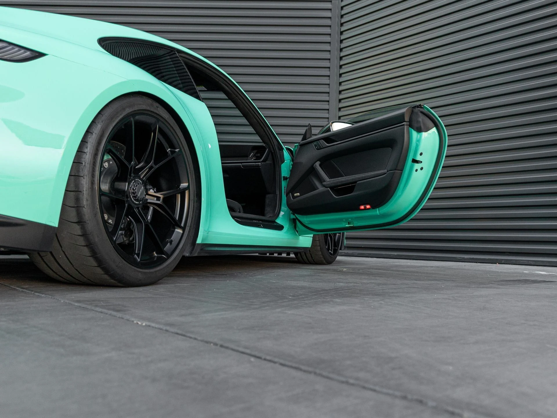 mph031_2494676677_32_e21aa893f8