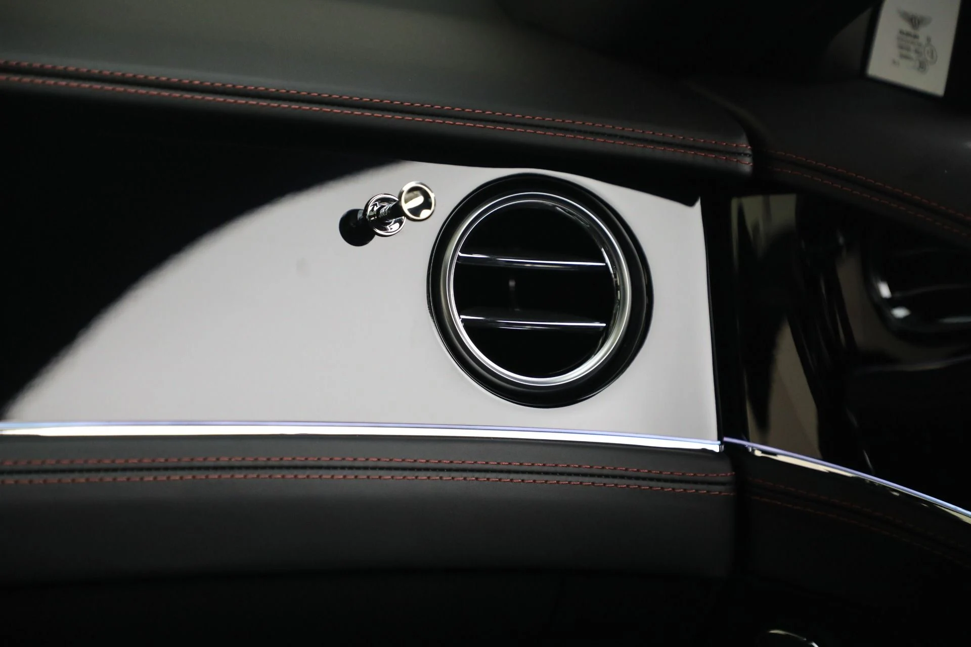 mph031_2501250040_Used_2022_Bentley_Flying_Spur_Hybrid_1788639367_defd81d0a9