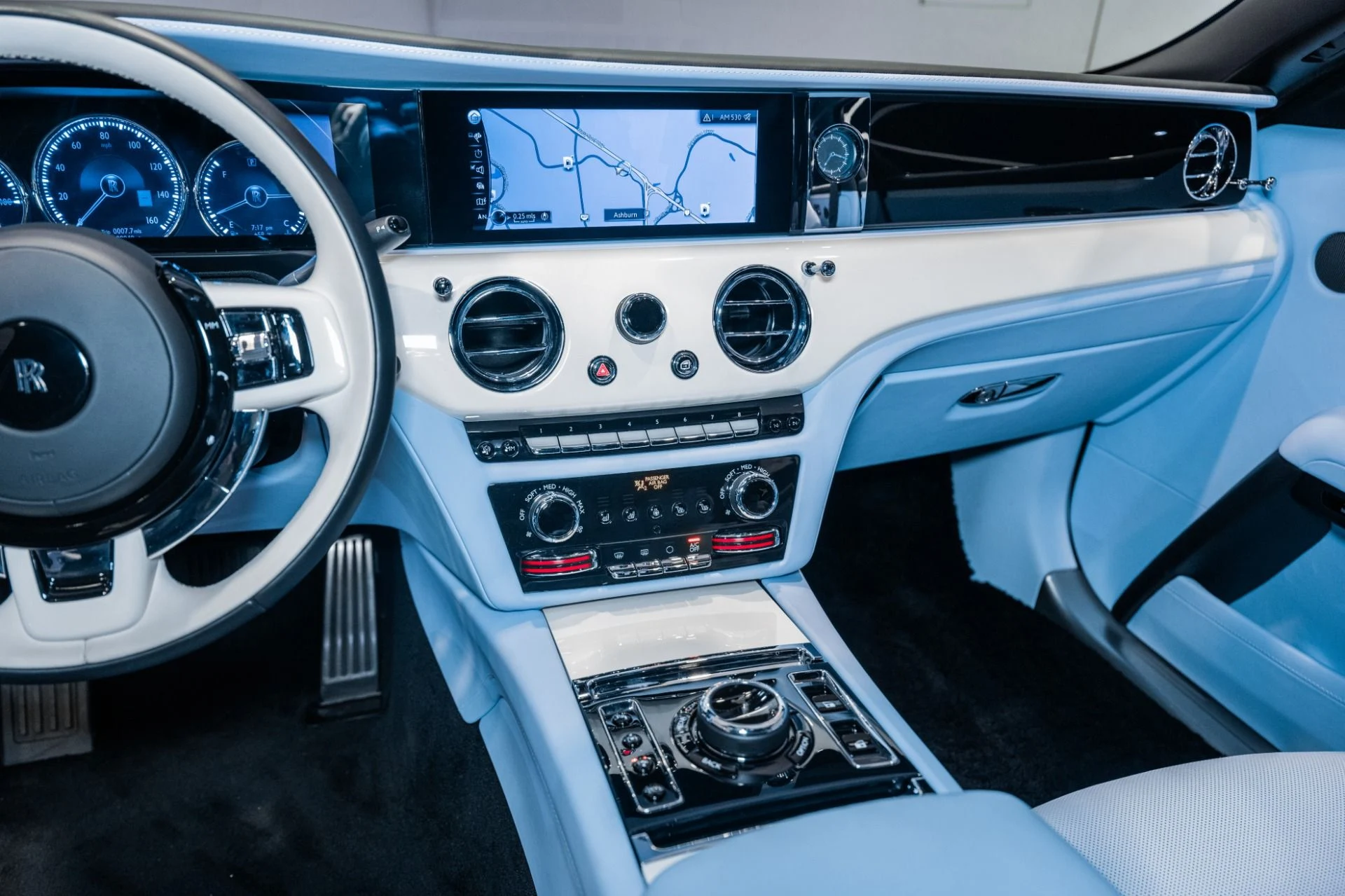 mph031_2502179269_Used_2023_Rolls_Royce_Ghost_1773457420_020e272420