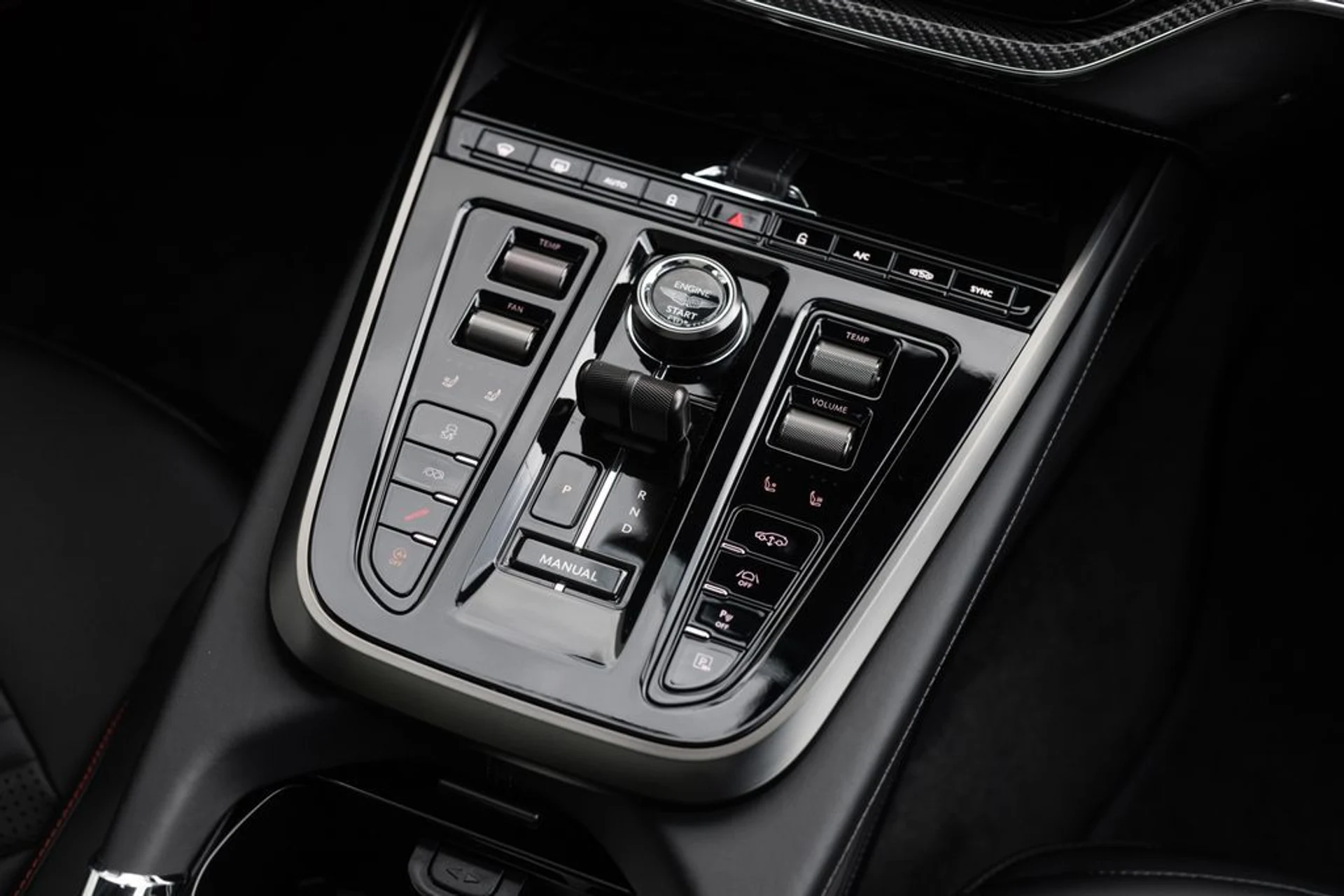 mph031_2519769542_2d0bde083e0c3761647d0611b7bf5252x_9c5e908541