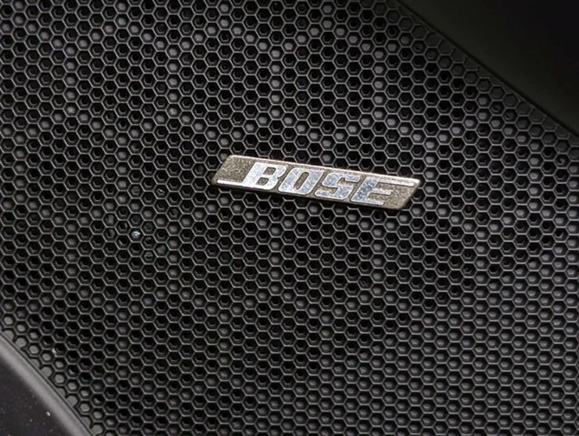 mph031_2529665532_330ae1cd326a394495f743e6d88fe574x_3ffbf846c5