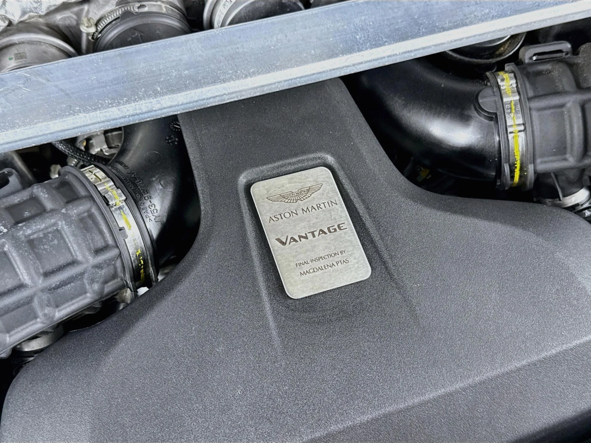 mph031_2548081596_Used_2020_Aston_Martin_Vantage_1791218634_4517735c5b