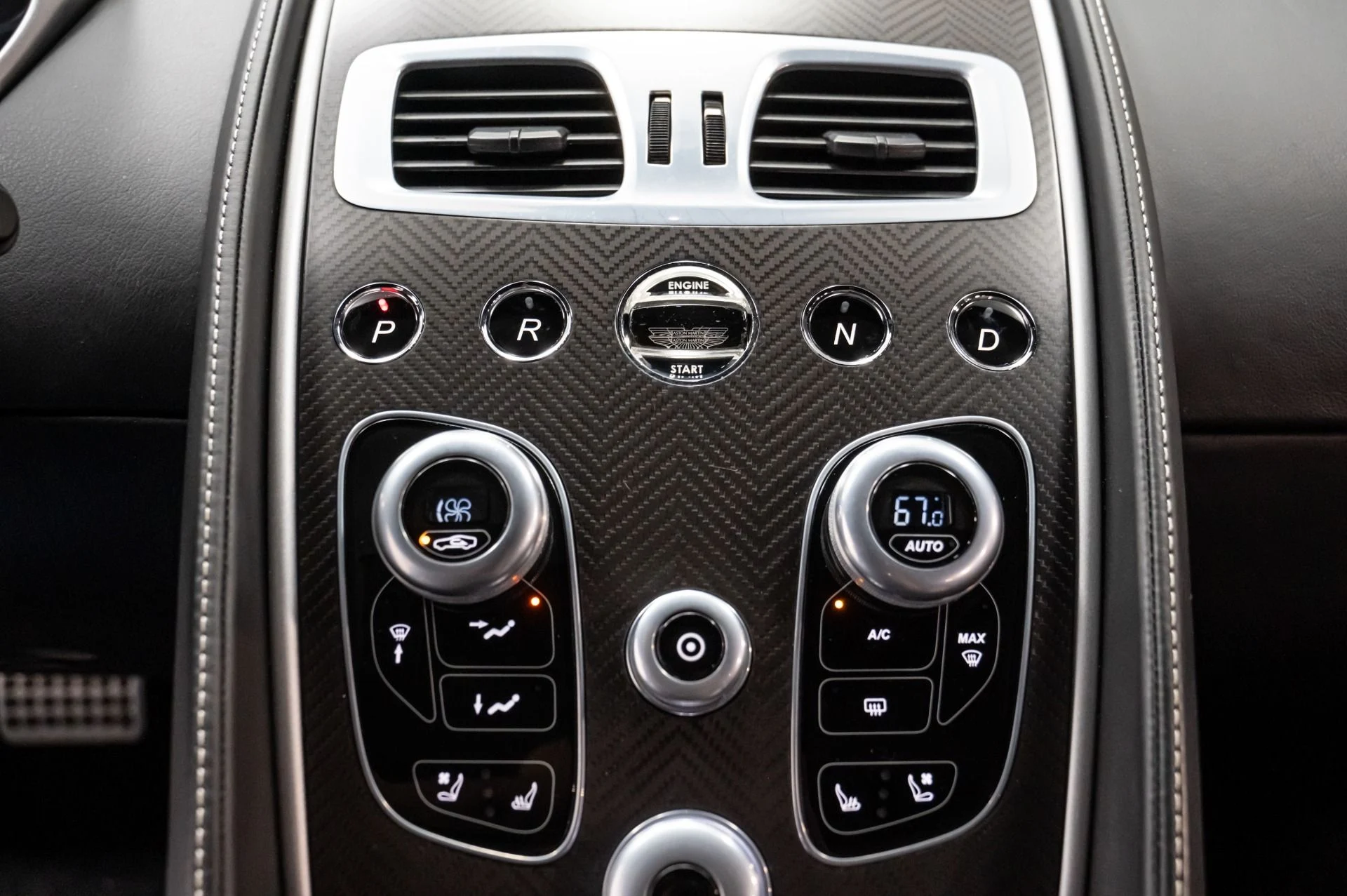 mph031_2548793399_Used_2014_Aston_Martin_Vanquish_V12_1729699077_0ed0d29c7d