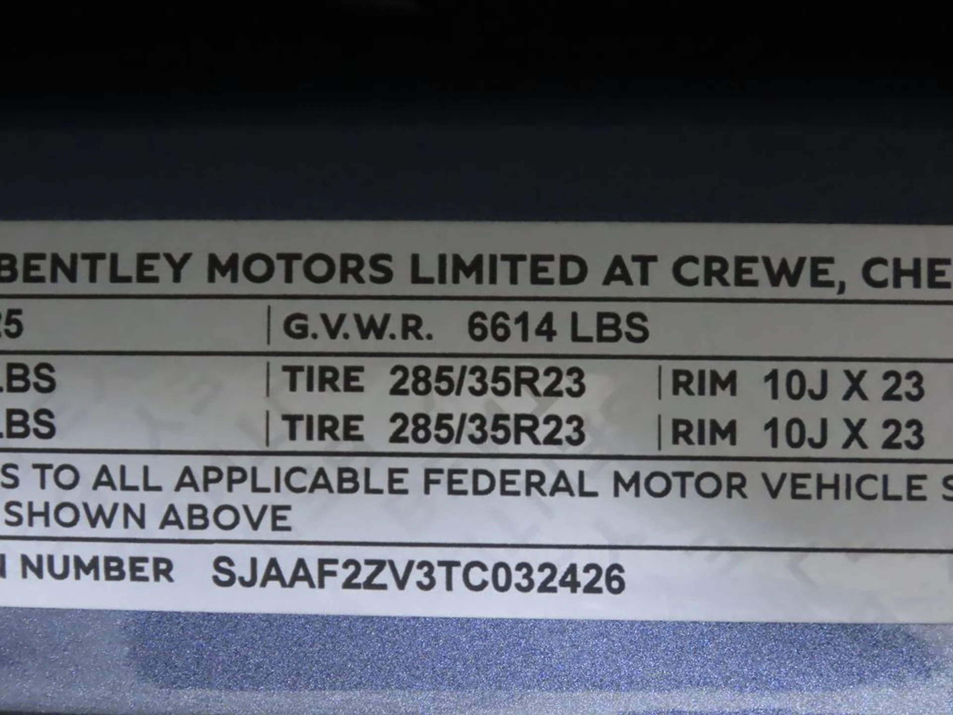 mph031_255981871_new_2026_bentley_bentayga_8119_22957668_32_1024_d254e30773